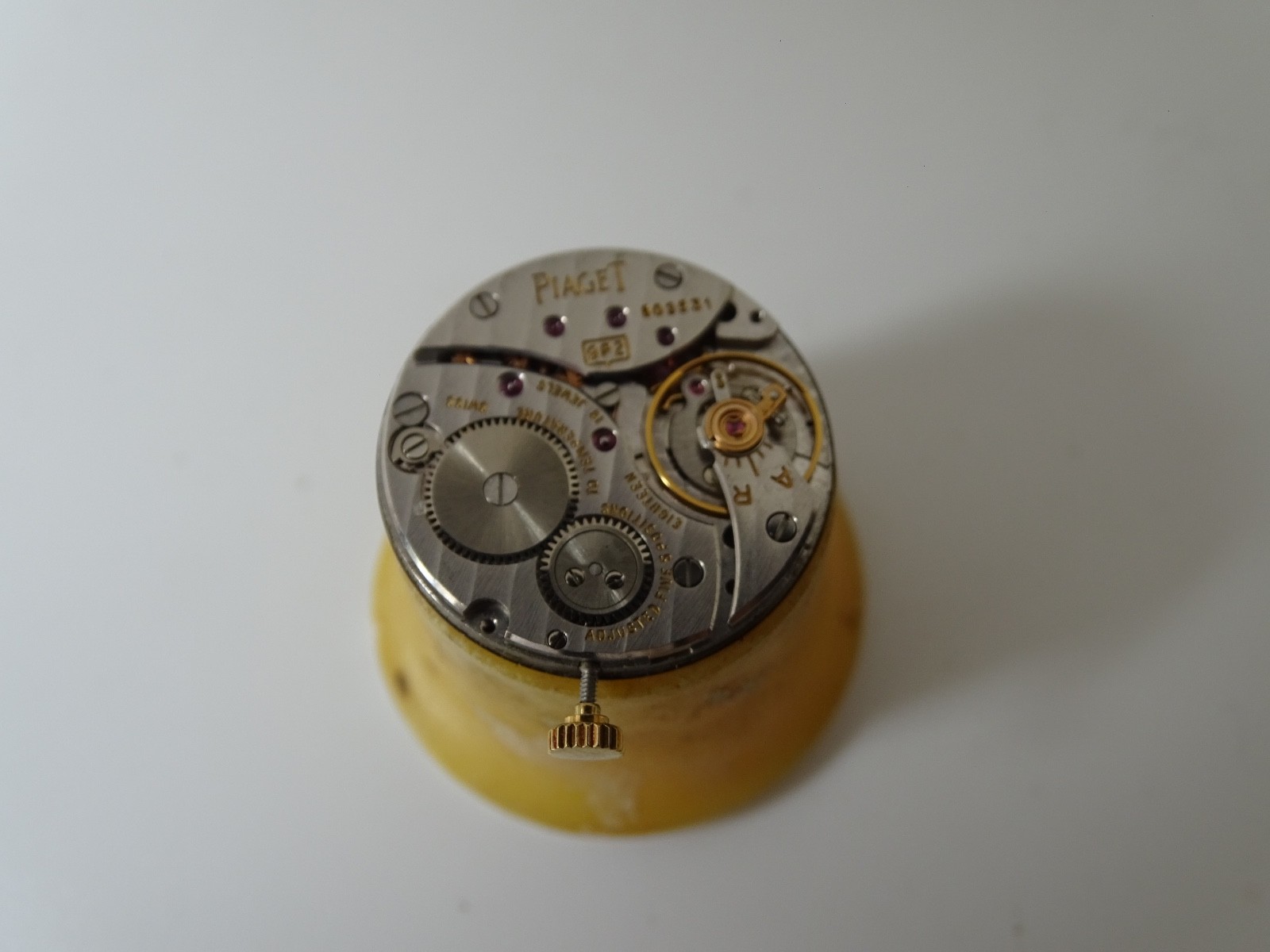 Piaget 9P2 Complete Movement, Black Dial & Handset Manual Wind Running
