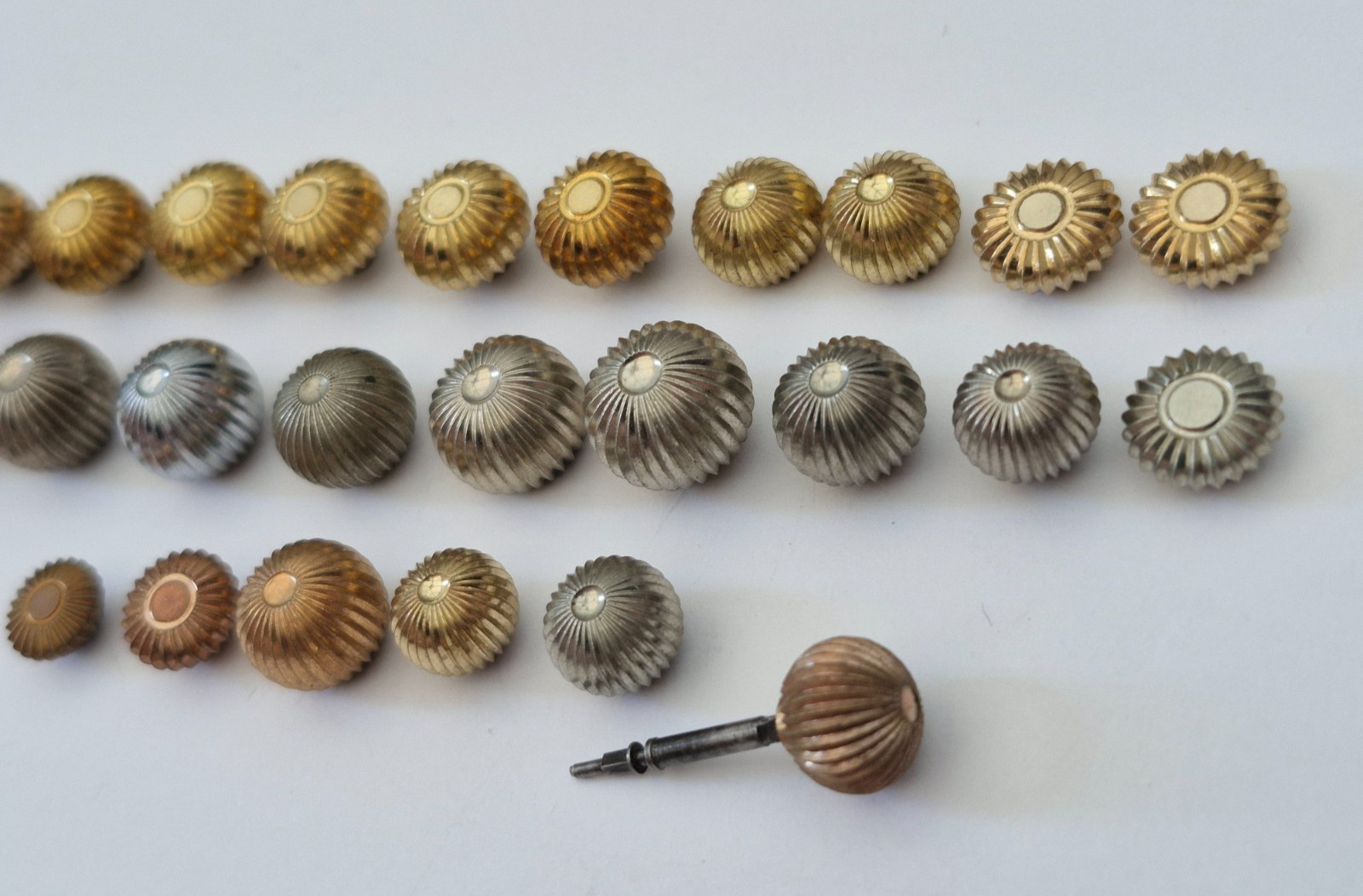 27 x Assorted Various Finish Fluted ‘Onion’ Vintage Pocket Watch Crowns 7mm-10mm