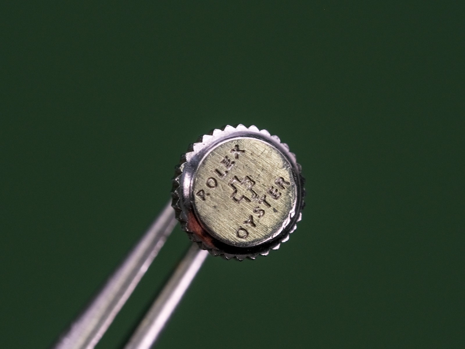 Authentic – Vintage Rolex Oyster Brevet Crown for Bubbleback 2940 / 4444