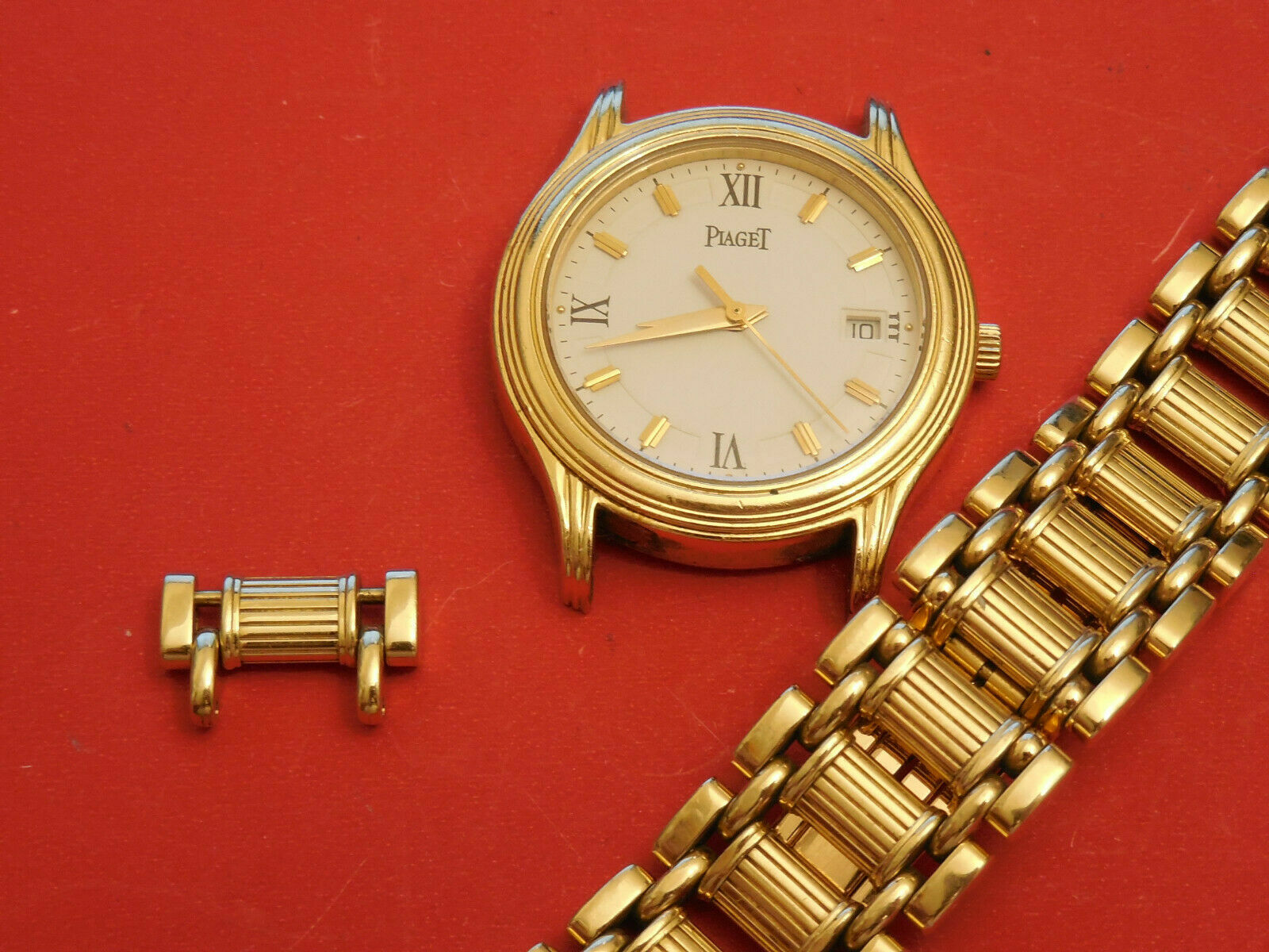 GENUINE PIAGET UPDATED MODEL POLO GOLD SCREW AND POST SET FOR BAND BRACELET LINK