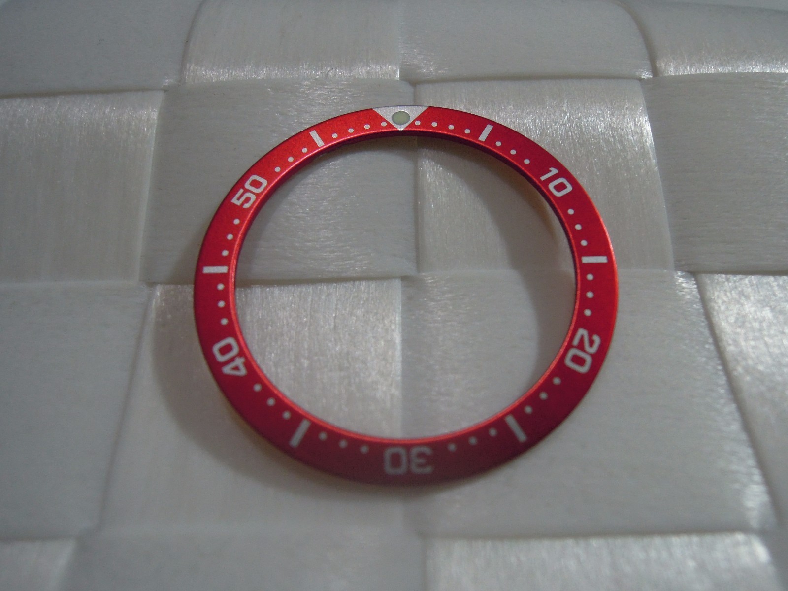 NEW RED FLAT BEZEL INSERT 33.5MM MEDIUM DIVERS SKX013 / SKX015 / 4205-0150-0156