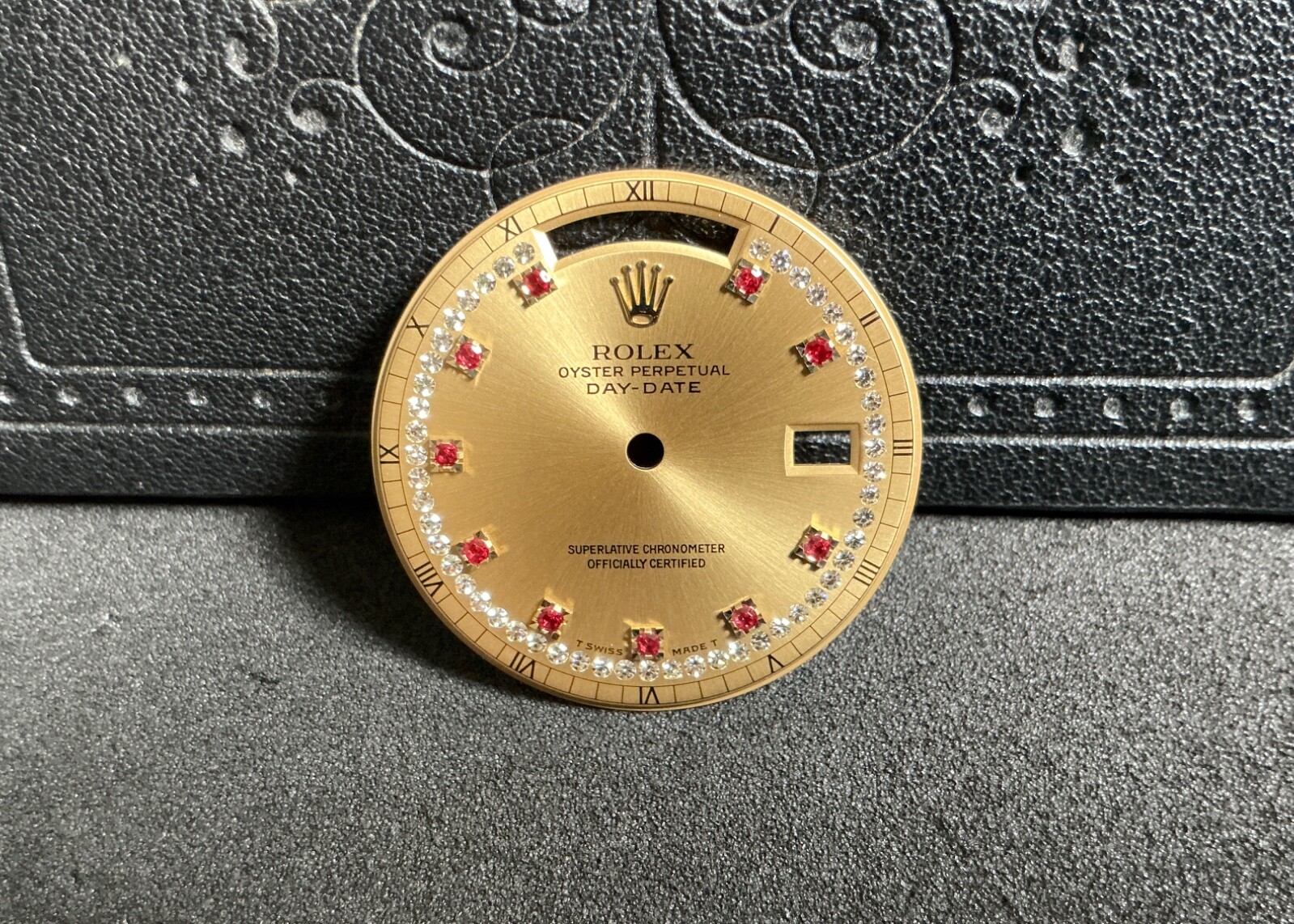 Authentic Rolex 18238 DAY-DATE 18K Yellow Gold Factory Rubies Diamonds Dial