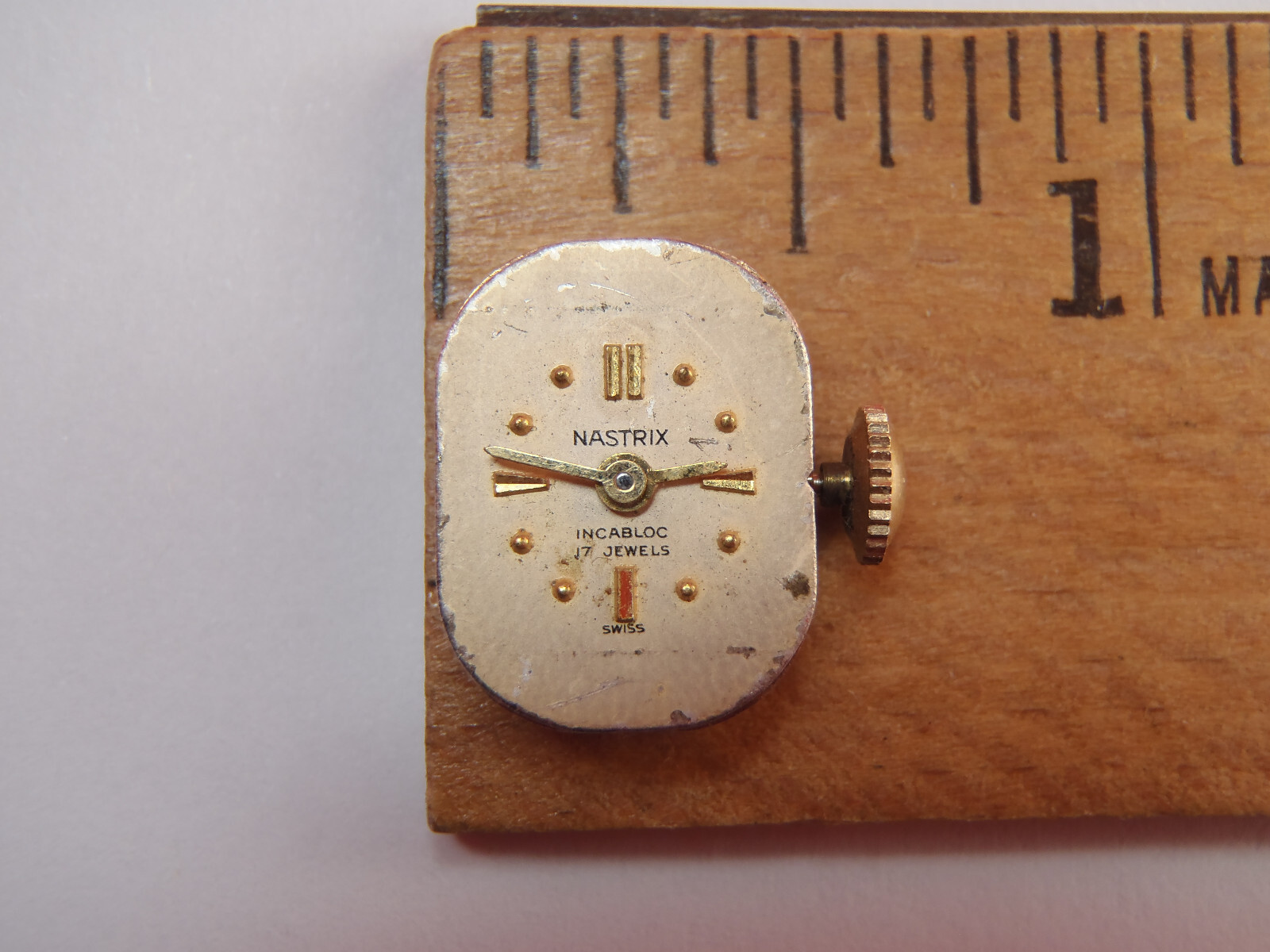 Nastrix HYQ Hilton Watch Co Watch Movement Dial Hands Crown 17J Running