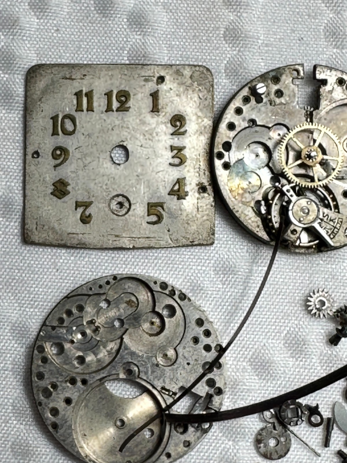 Vintage Watch Random Parts Steampunk Craft Assemblage Art Lot NOT WORKING 22-10