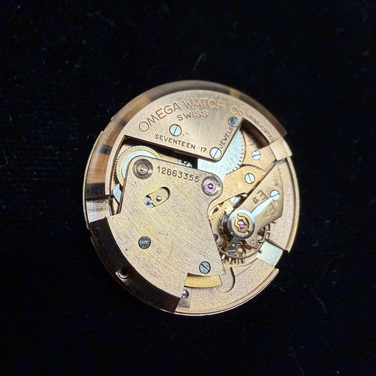 Vintage Omega 1950s Automatic Wristwatch Movement 17j 351 Swiss Parts Or Repair
