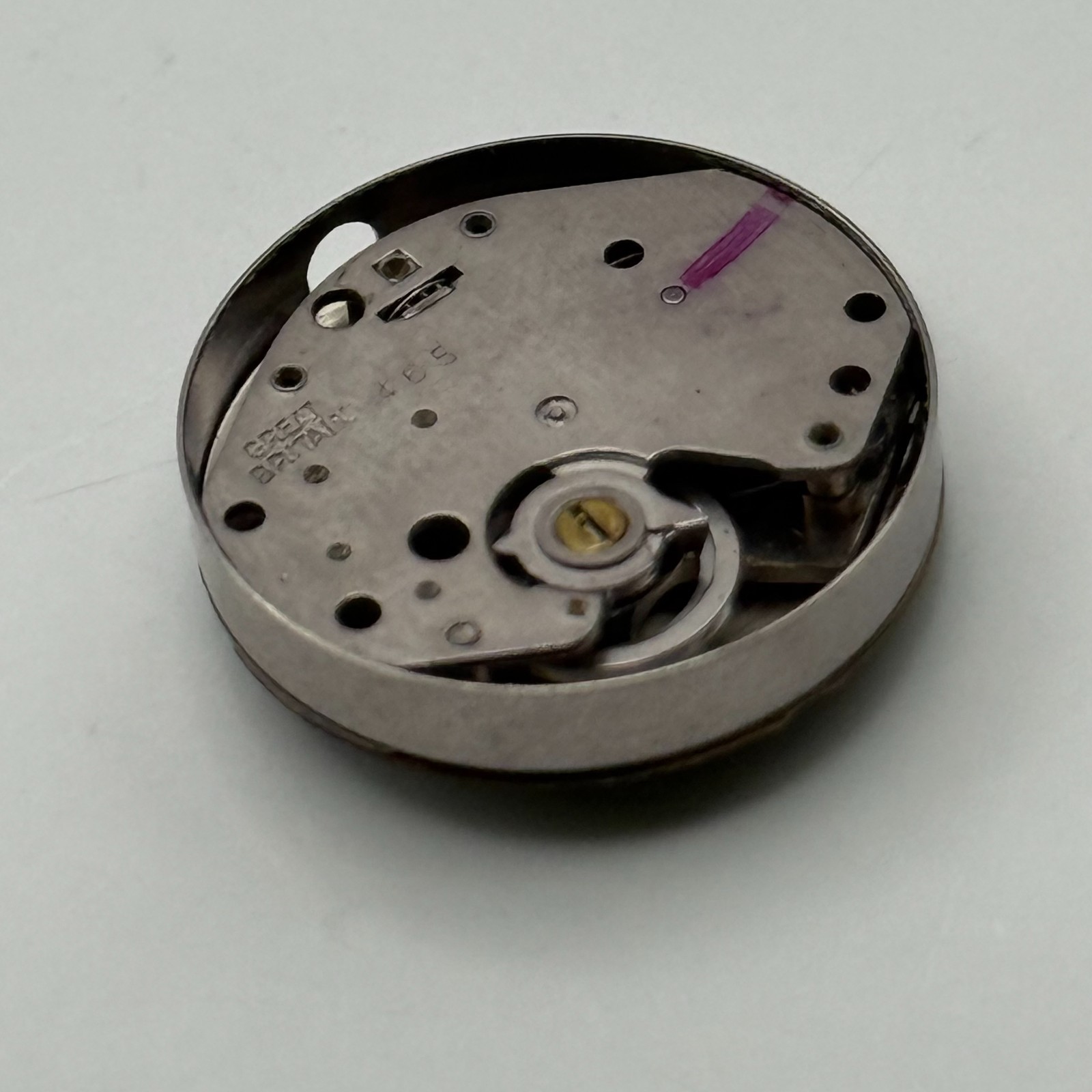 Timex 465 Watch Movement Great Britain Brown Dial Vintage Parts Repair 15.1mm