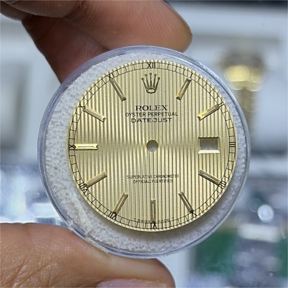 Rolex Datejust Dial Gold Non-Numeric Hour Marks w/ Date Window