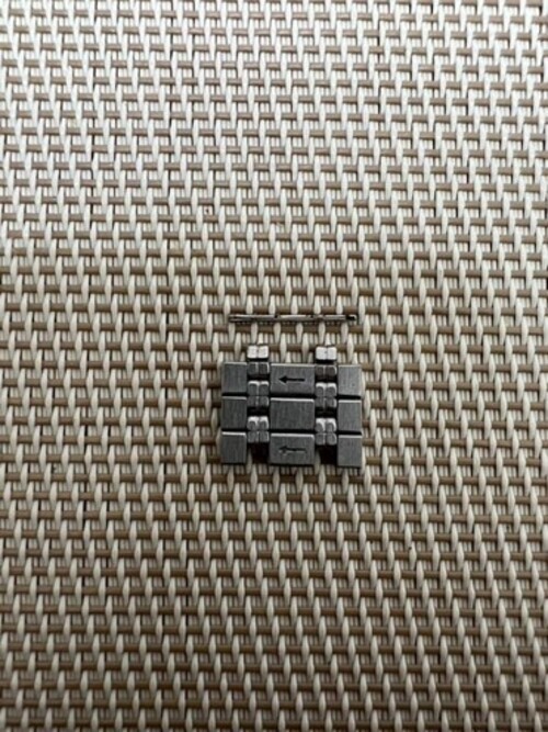 Genuine GUCCI 9000M Bracelet 3 Links 16mm Watch Part New