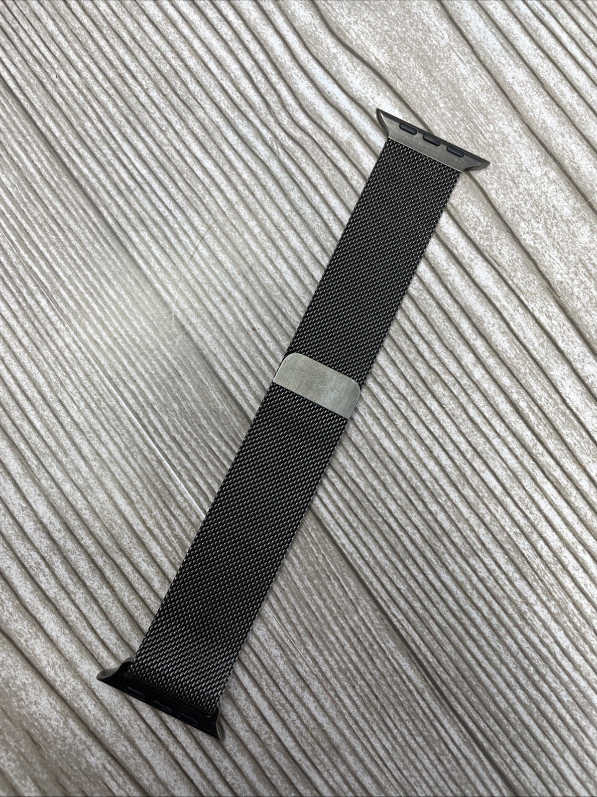 Apple Watch Milanese Loop 46mm (42/44/45/49) Genuine OEM Graphite Magnetic
