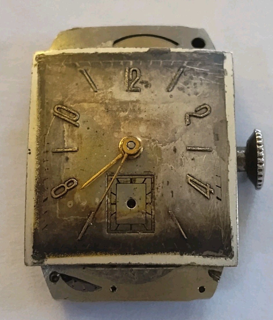 1942 Longines 9L Manual Wind Wristwatch Movement Hands Dial Running
