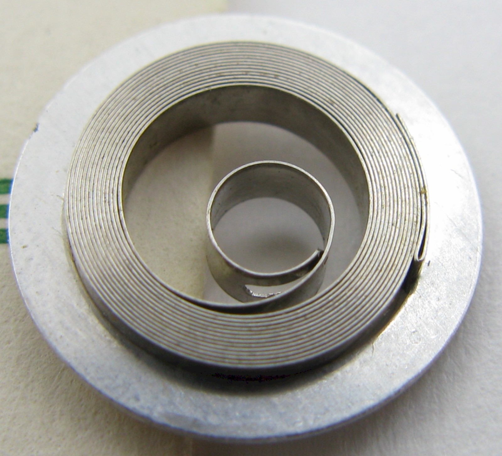 Font F 150 152 166 Benrus AN AO … mainspring #770 * white alloy *