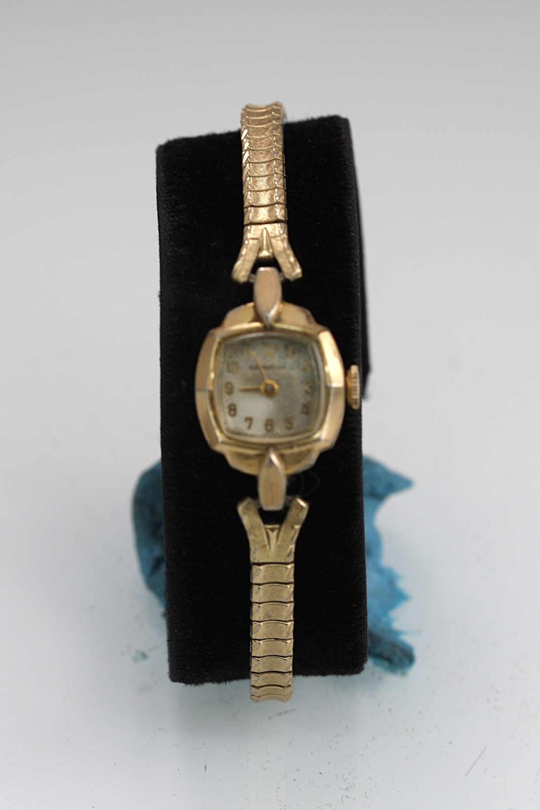 Caravelle Watch Women Vintage Mechanical Gold Stainless Stretch WR NON-WORKING