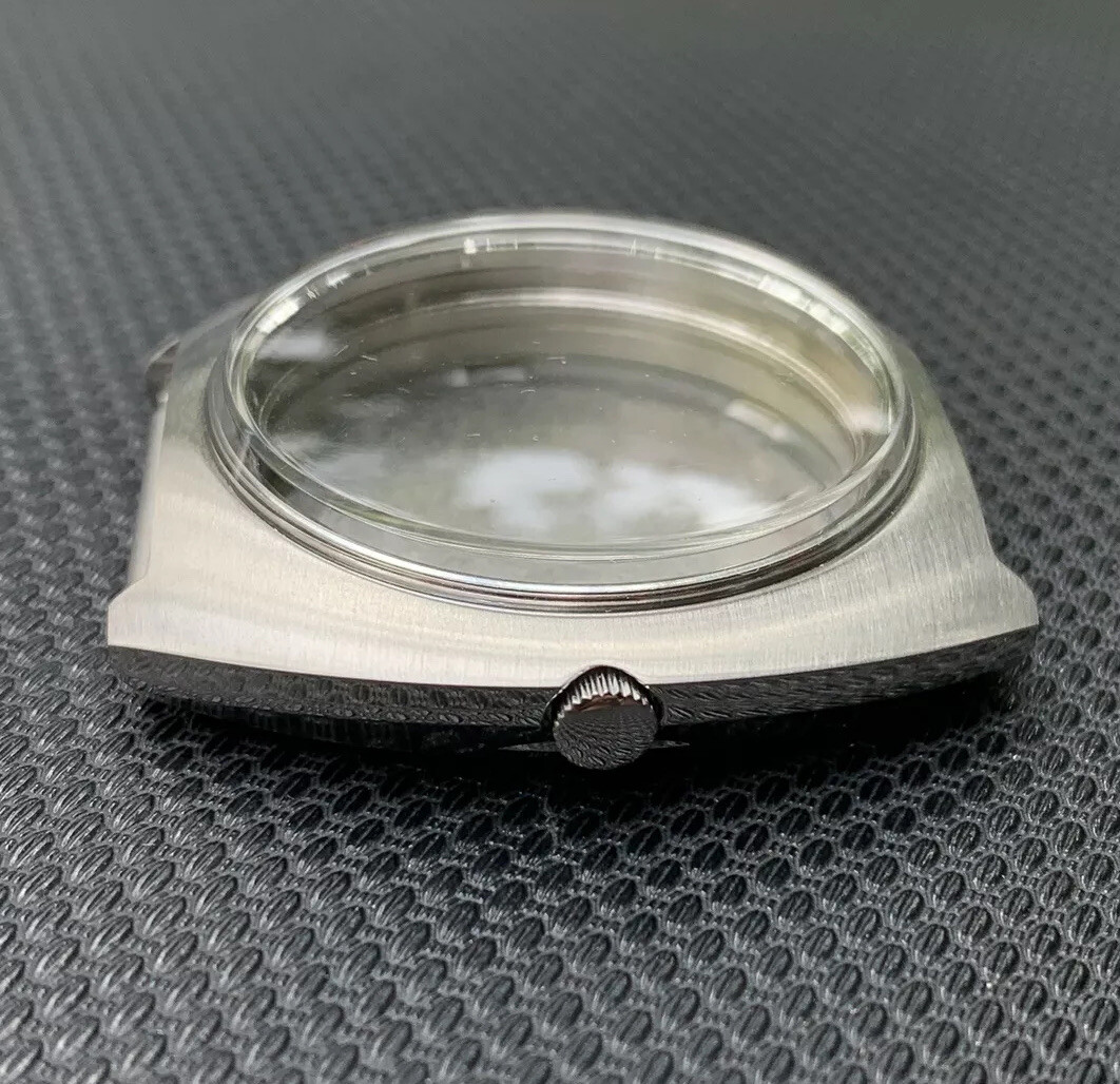 GENUINE NEW OLD STOCK ‘1974 VINTAGE SEIKO 7006-8020 SS CASE SET