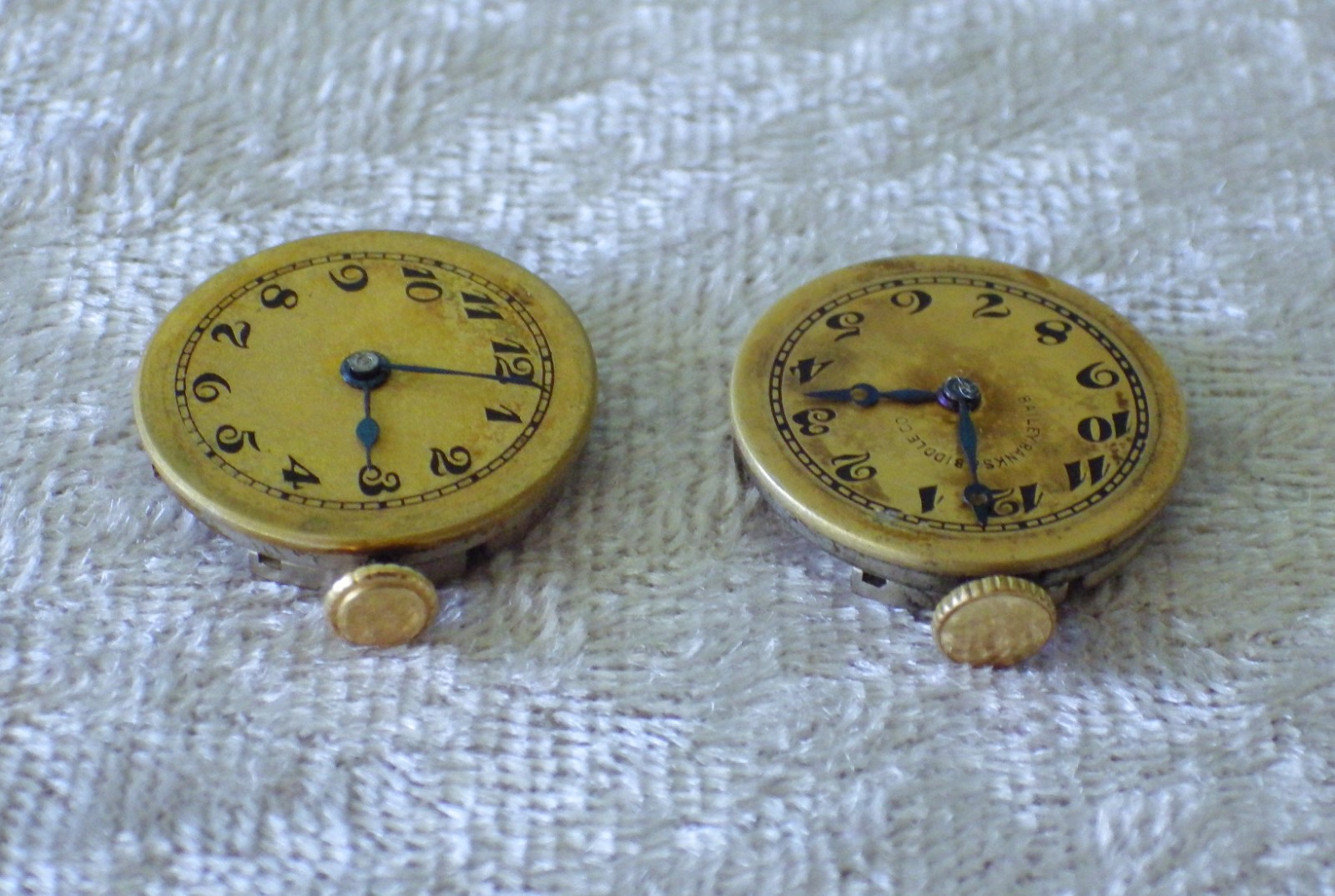 Vtg Huguenin ladies watch movements Bailey Banks dial wind-up Works & As Is 17J