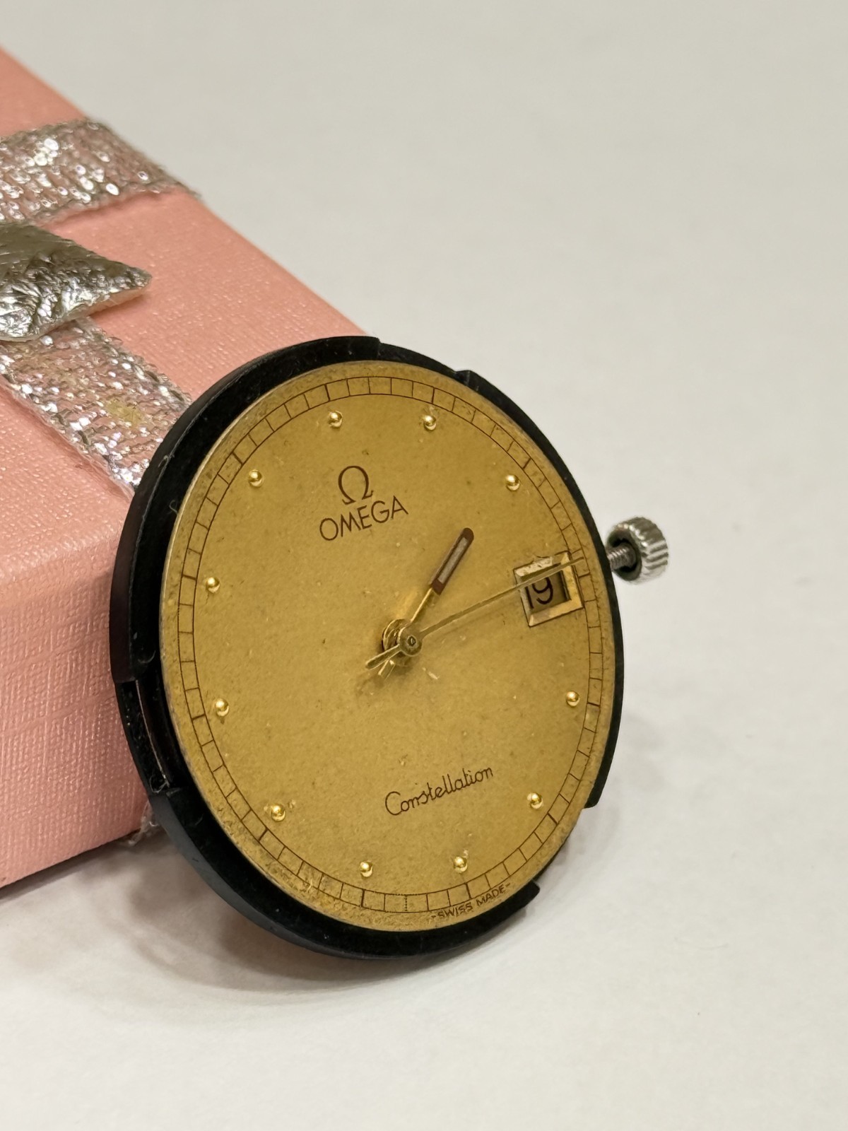 Movement Omega Eta 255.461 Quartz Swiss Made 7 Jewels In Working Condition