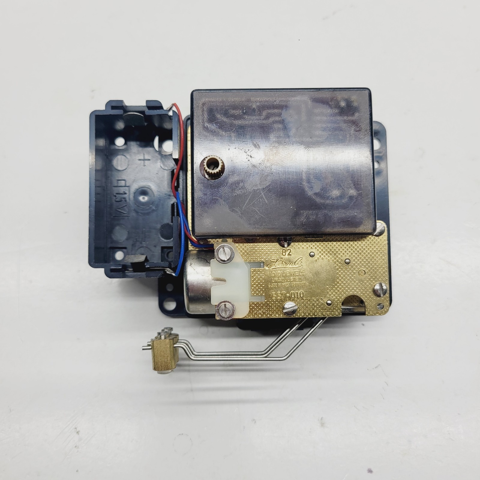 1982 Herlme 557-010 Quartz Movement Tested Working