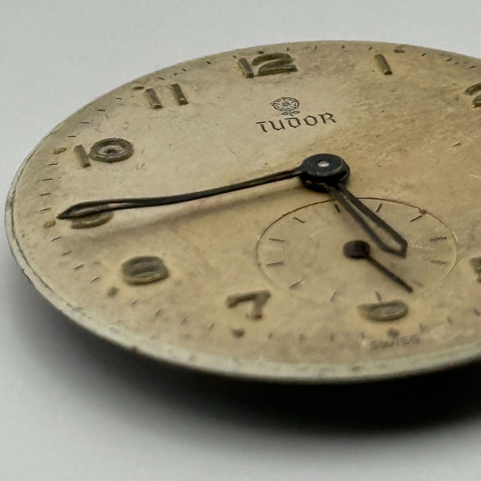 Tudor Watch Movement Running FEF 290 Rolex Crown For Parts / Restoration 23.6mm