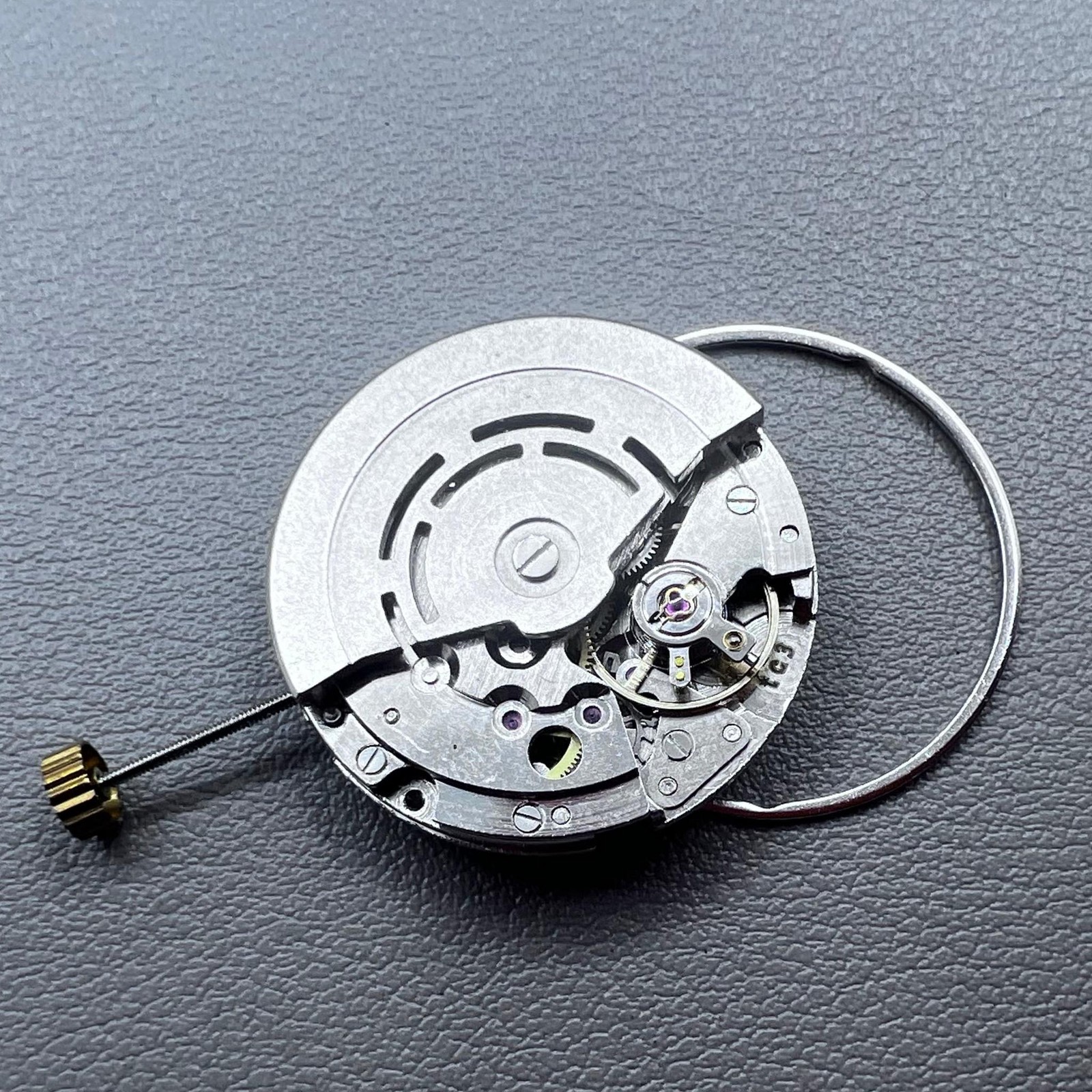 DG2813 Automatic Mechanical Movement 3 Hands Date@3 Replacement Miyota 8215 8205