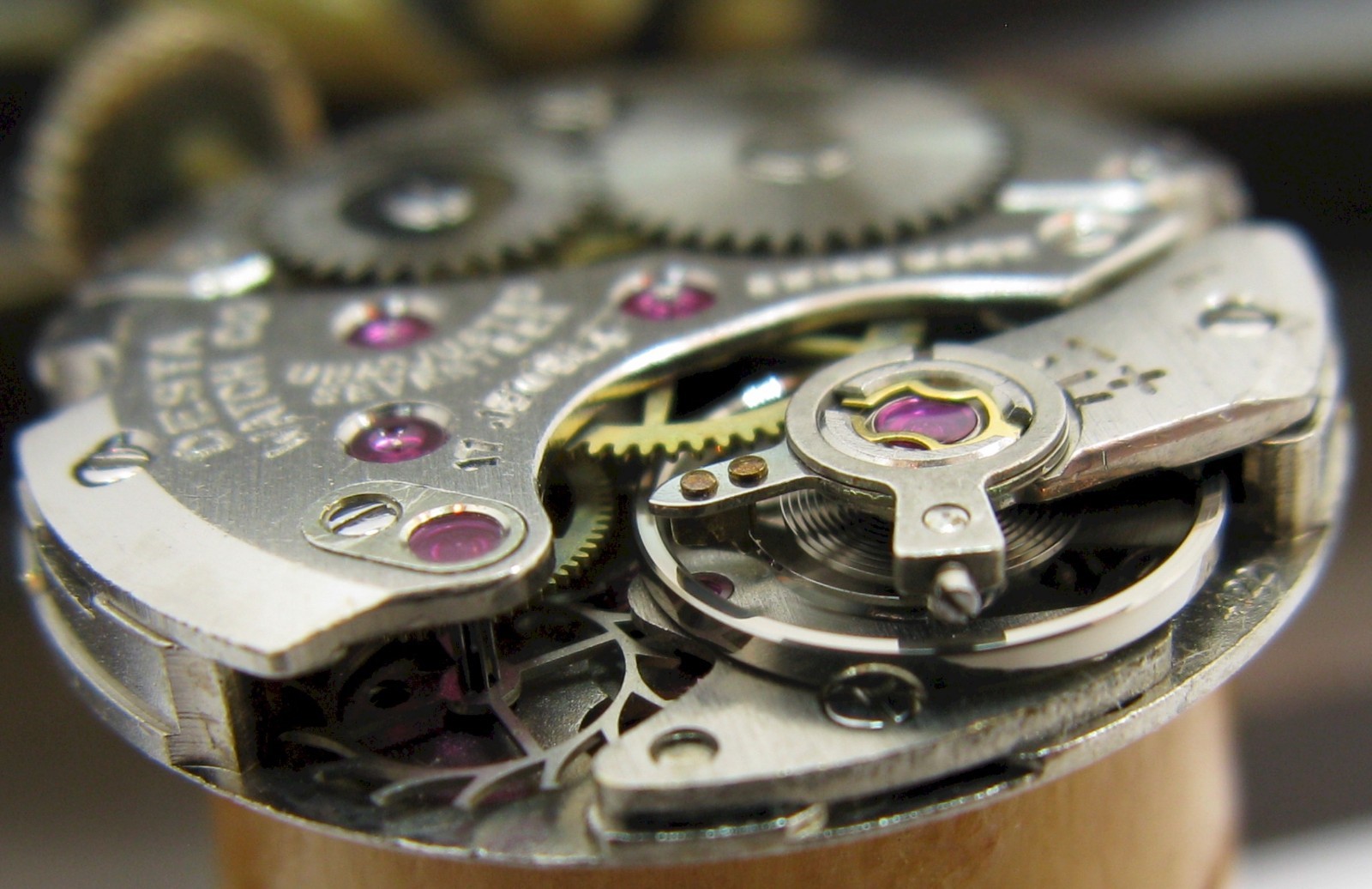 Lady Felsa F 4122 Desta Watch Co. 17 jewels movement for part …