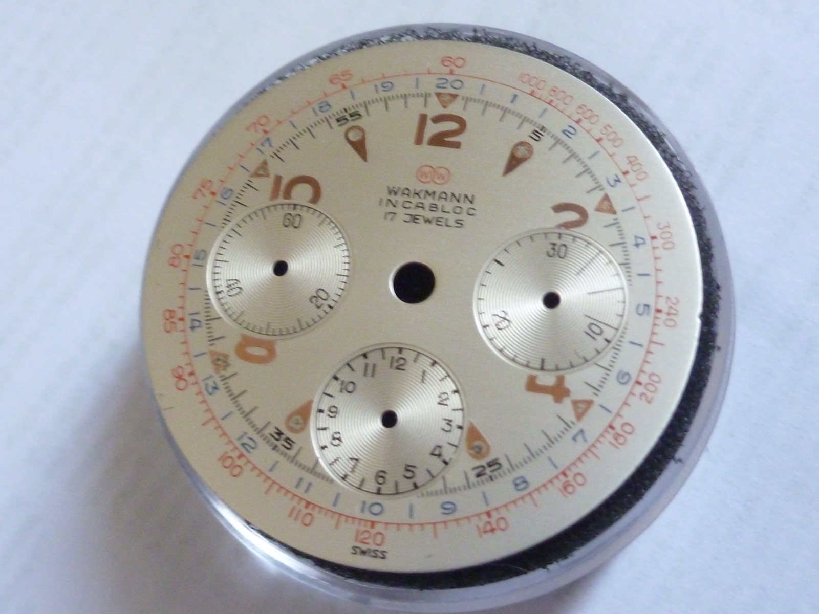 Vintage Wakmann Chronograph Dial Swiss Made Valjoux 72 Triple Register 31,5mm