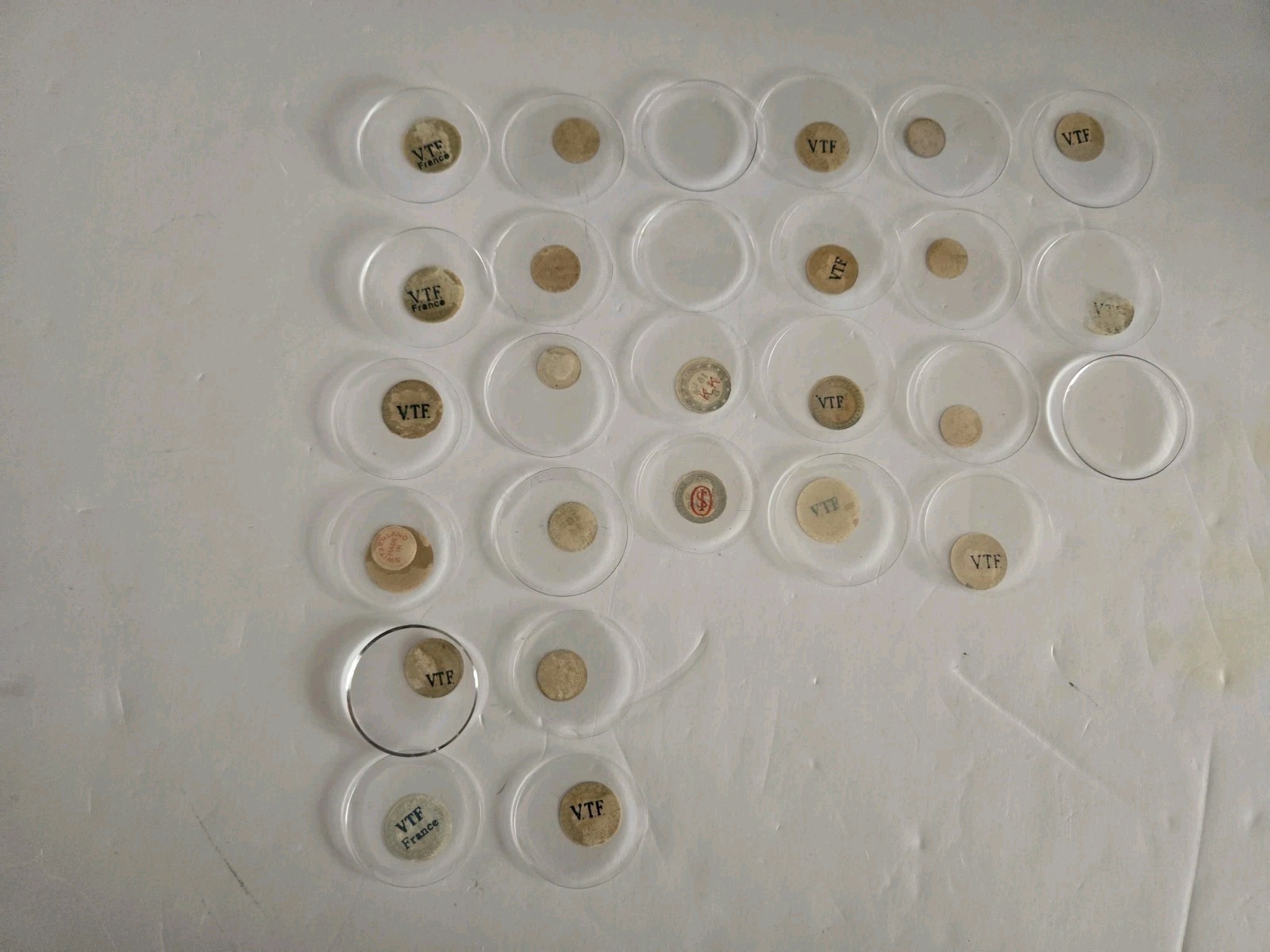 Lot Of 27 Vintage Glass Watch Crystals SIZE 16 To 18 Watchmakers Parts NOS