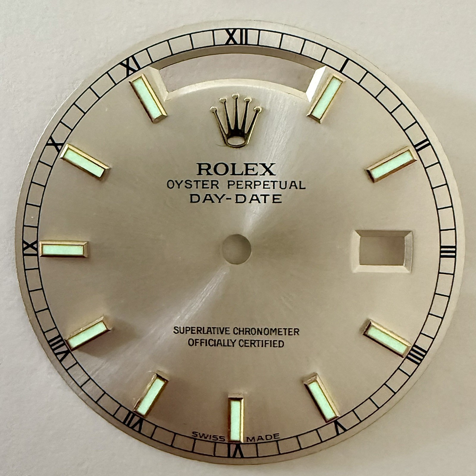 Rolex Day Date Dial 118238 Champagne Dial Super-Luminova – Original