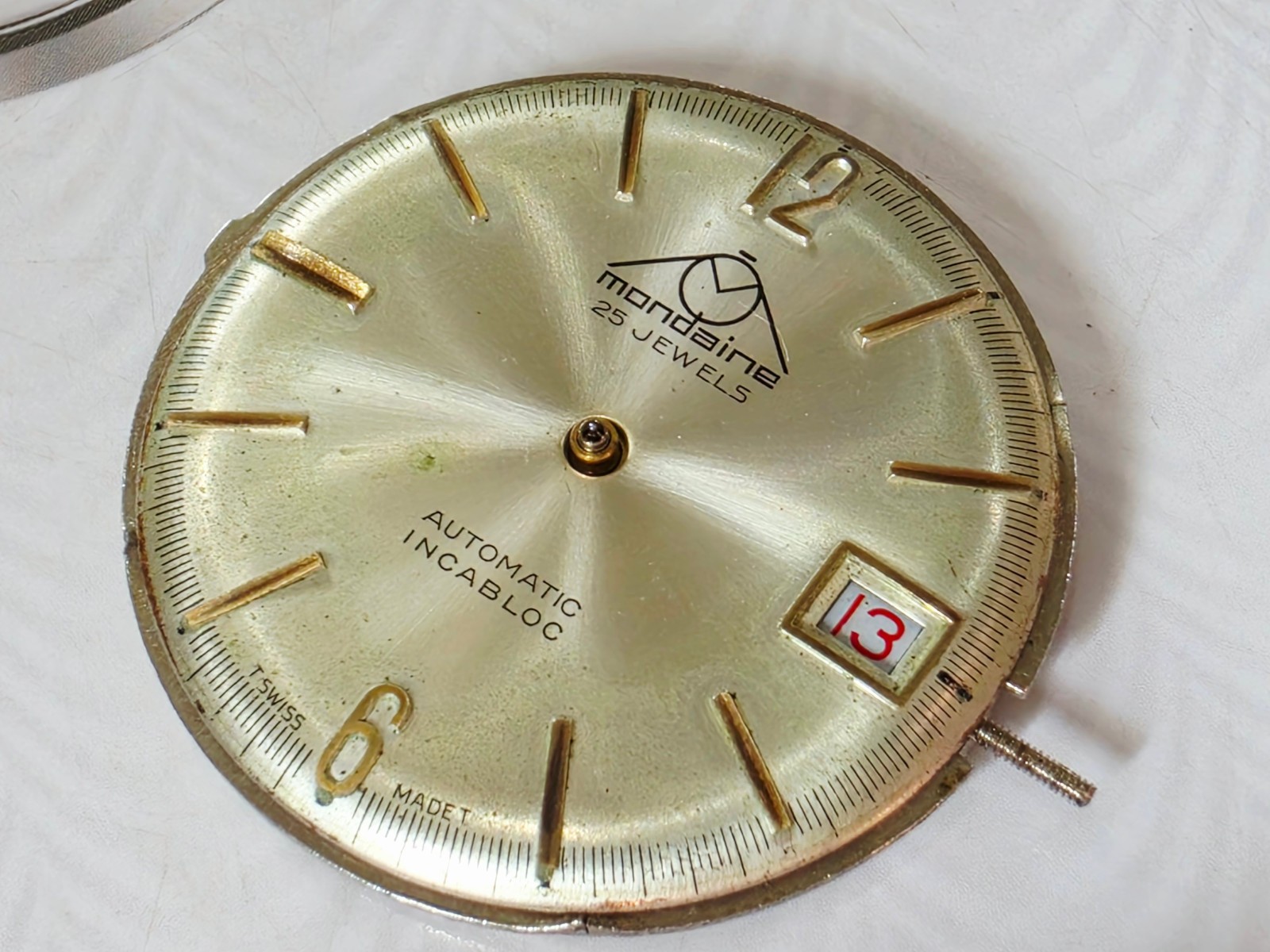 Vintage Automatic Movement AS 1903 Date at 3 for fix or parts .