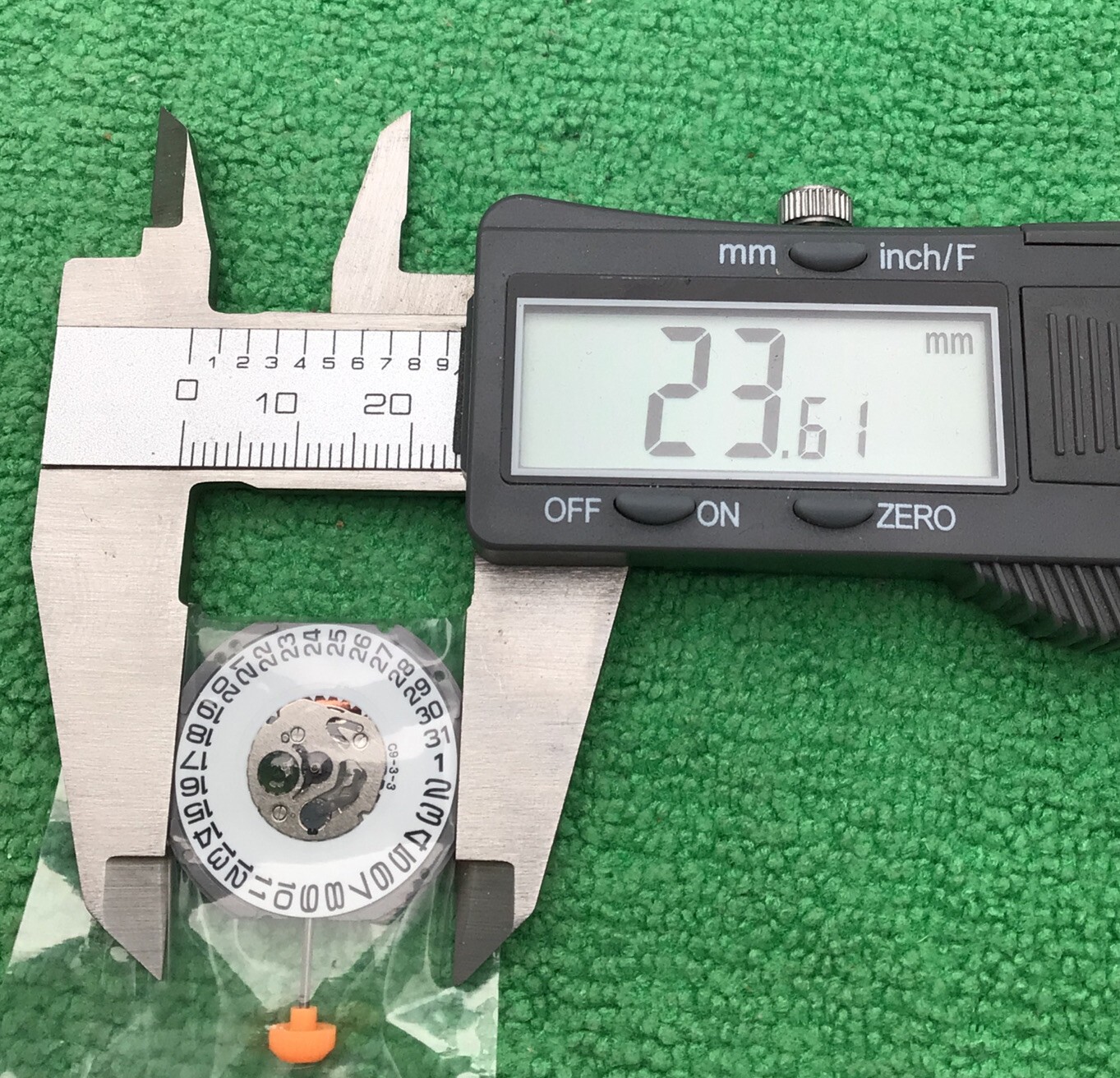 Genuine Miyota 1S13 Movement Quartz, Date at 3, aa