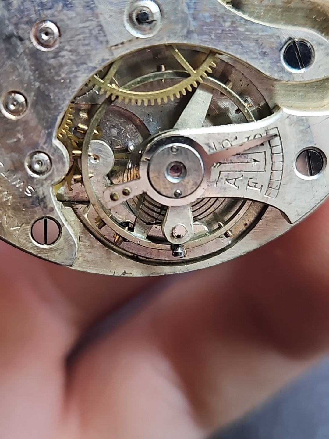 Knickerbocker Stuyvesant Pocket Watch Movement 41.94mmFor Parts/Repair