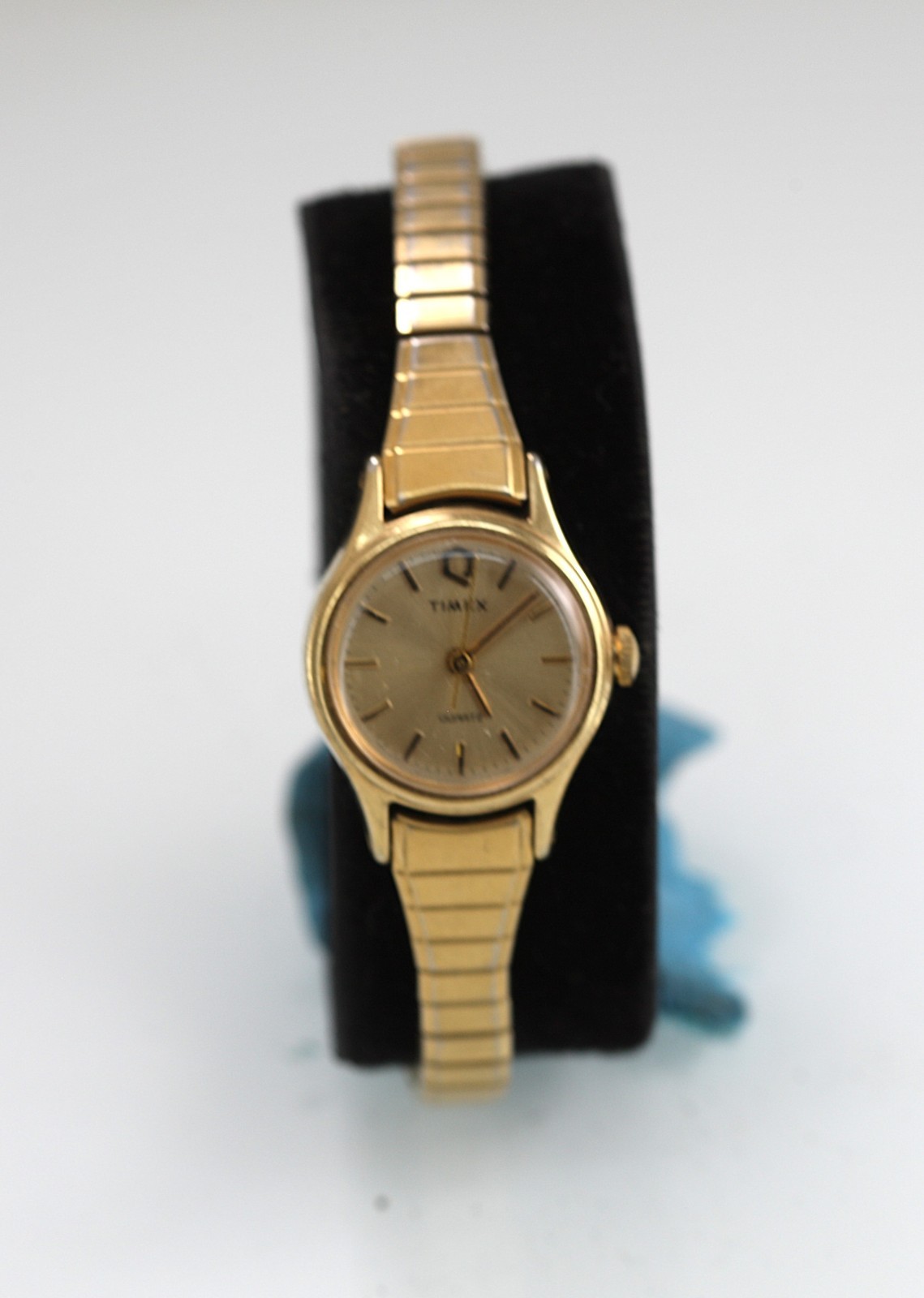 Timex Watch Women Vintage Gold Stainless Steel Stretch WR Battery NON-WORKING