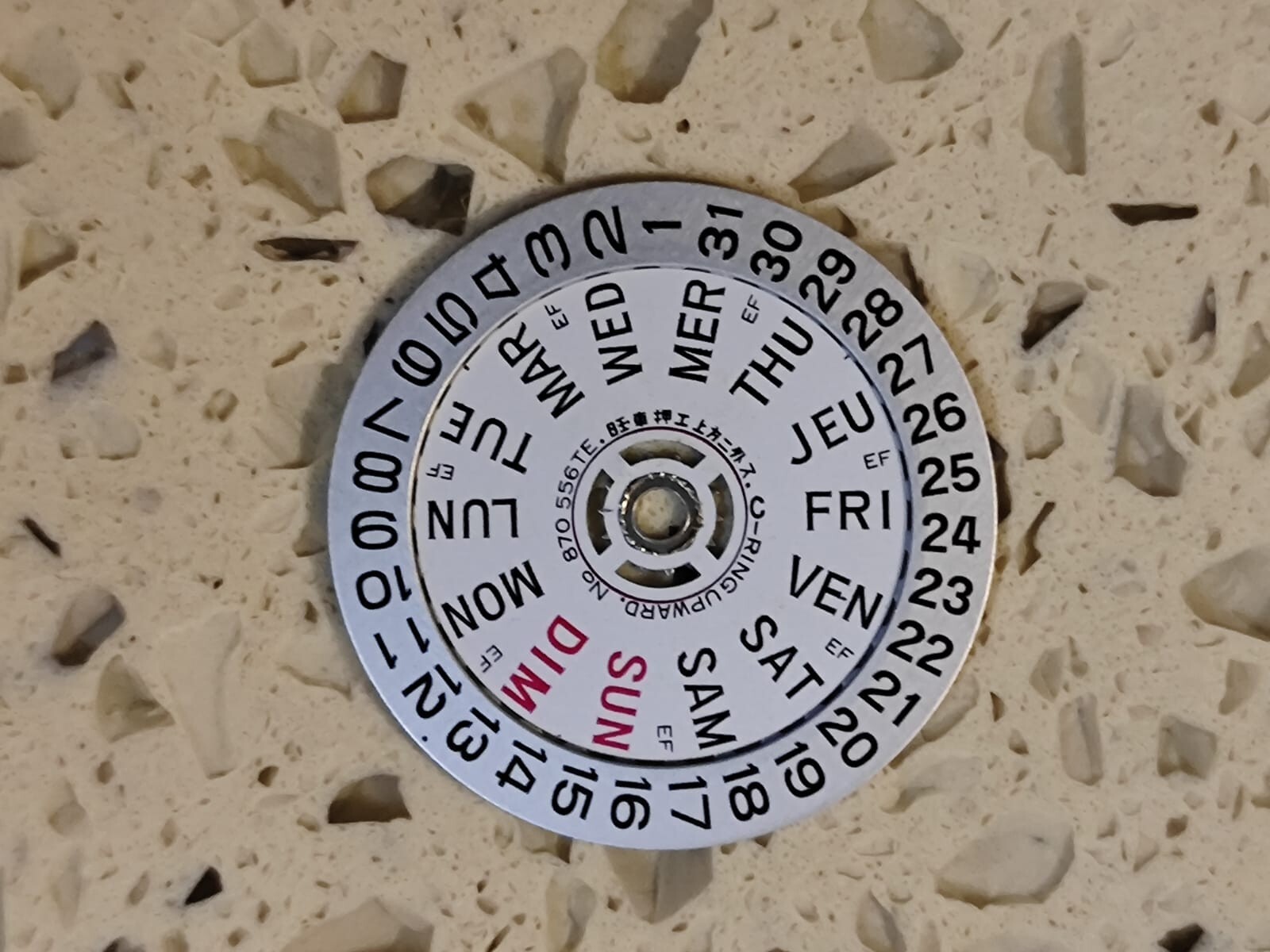 SEIKO 6309A Part Date & Day Disk part Day 870 556 Frinch / English Used