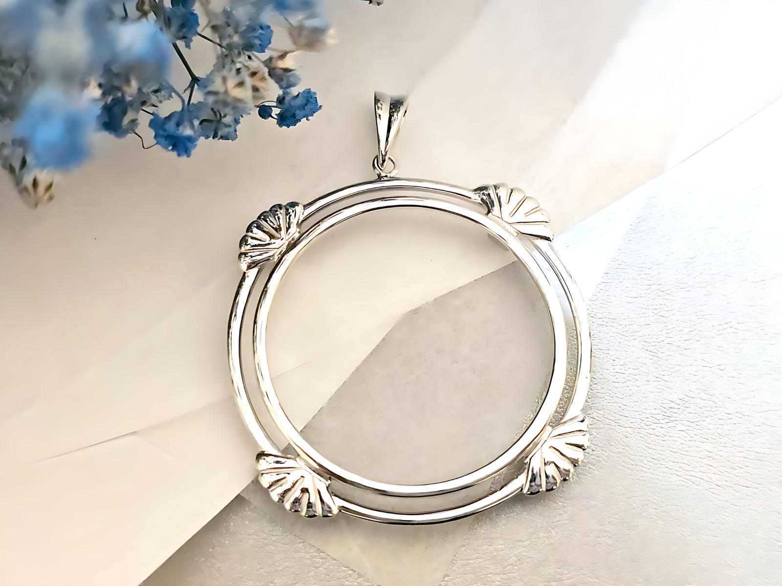 925 Sterling Silver Prong Back Clamshell Edge Bezel for 38mm 1 Dollar Coins