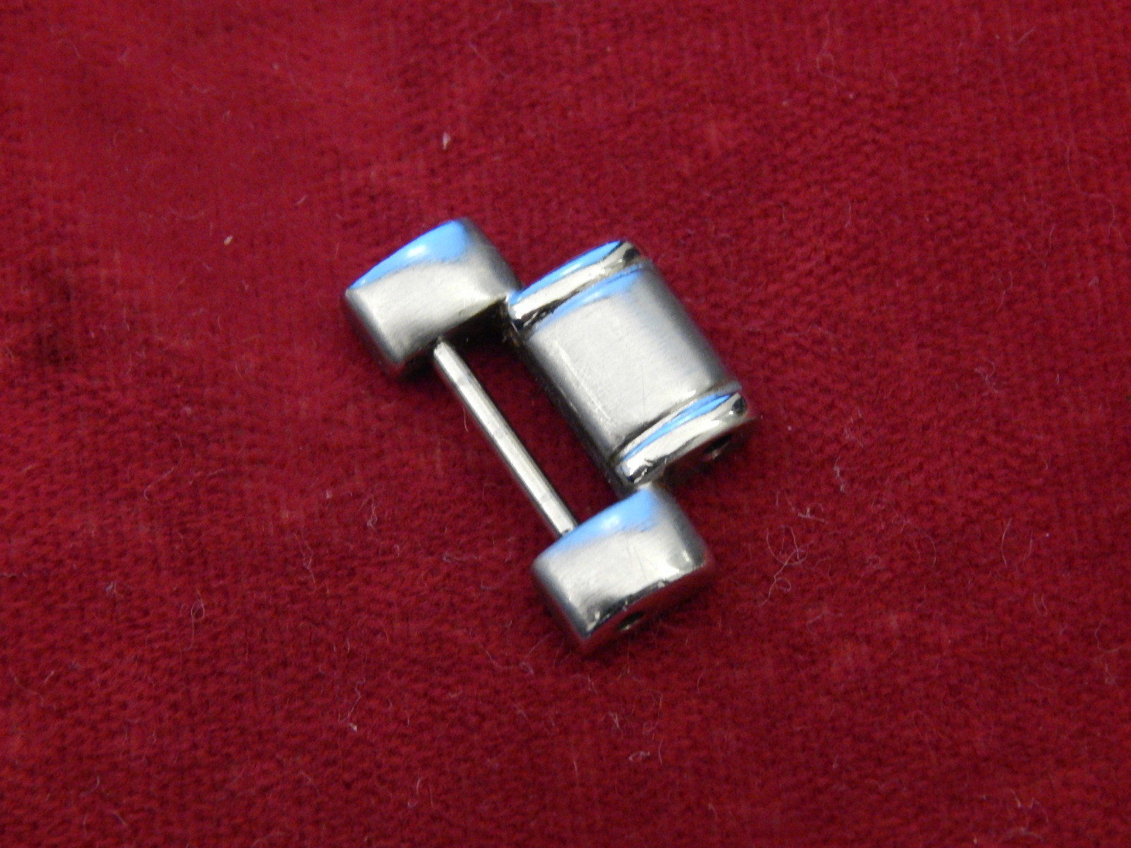 CONCORD SOLID STEEL STEEPLECHASE BAND BRACELET 18MM HALF LINK