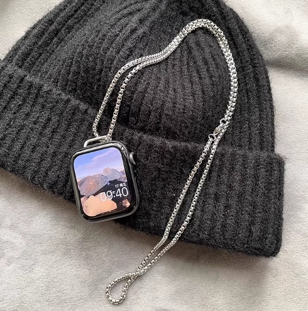 Titanium steel metal necklace with neck chain, anti-loss, compatible with iWatch
