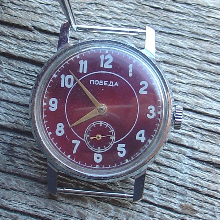 Rary Vintage Collectible POBEDA (ZIM) watch White Dial 2602 USSR SERVICED