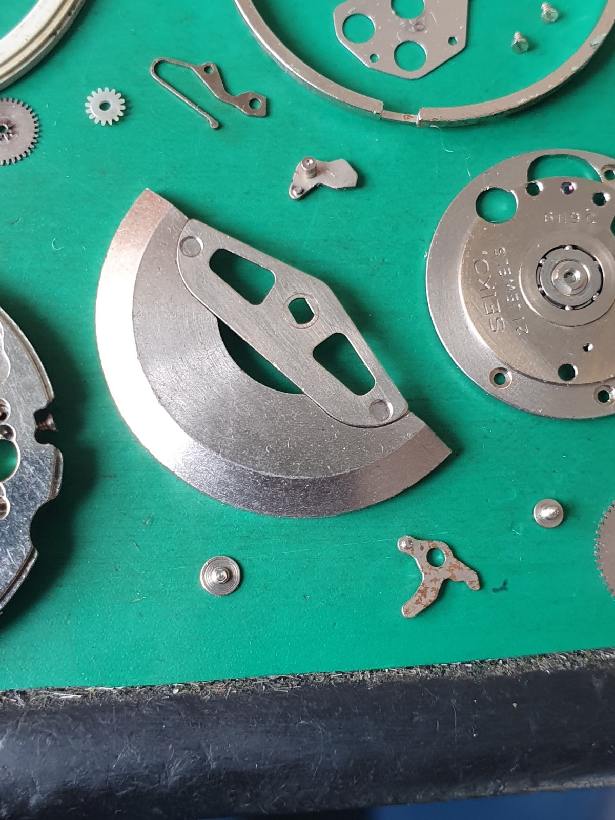 SEIKO 6119 C ORIGINAL PARTS (Single Sales Possibility)