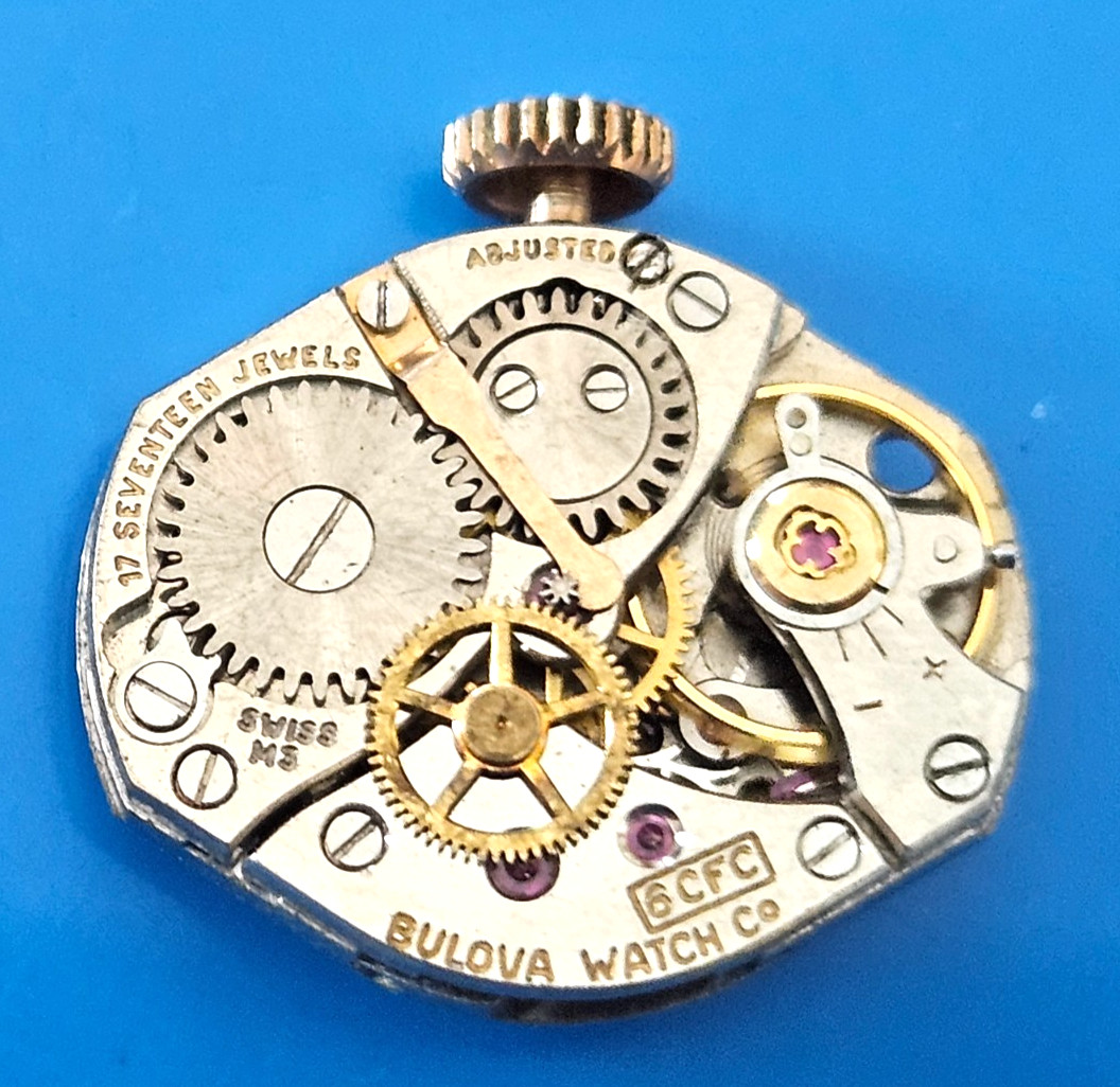 BULOVA 6CFC 17J Watch Movement (REMOVED FROM GOLD CASE/BALANCE RUNS) lot725