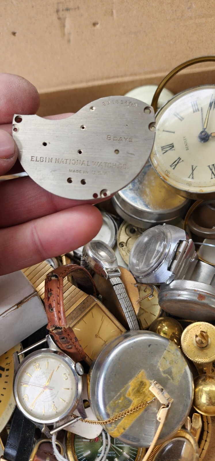 Vintage Pocket & wristband Watches Movements,faces,Crown for parts box #5 W1