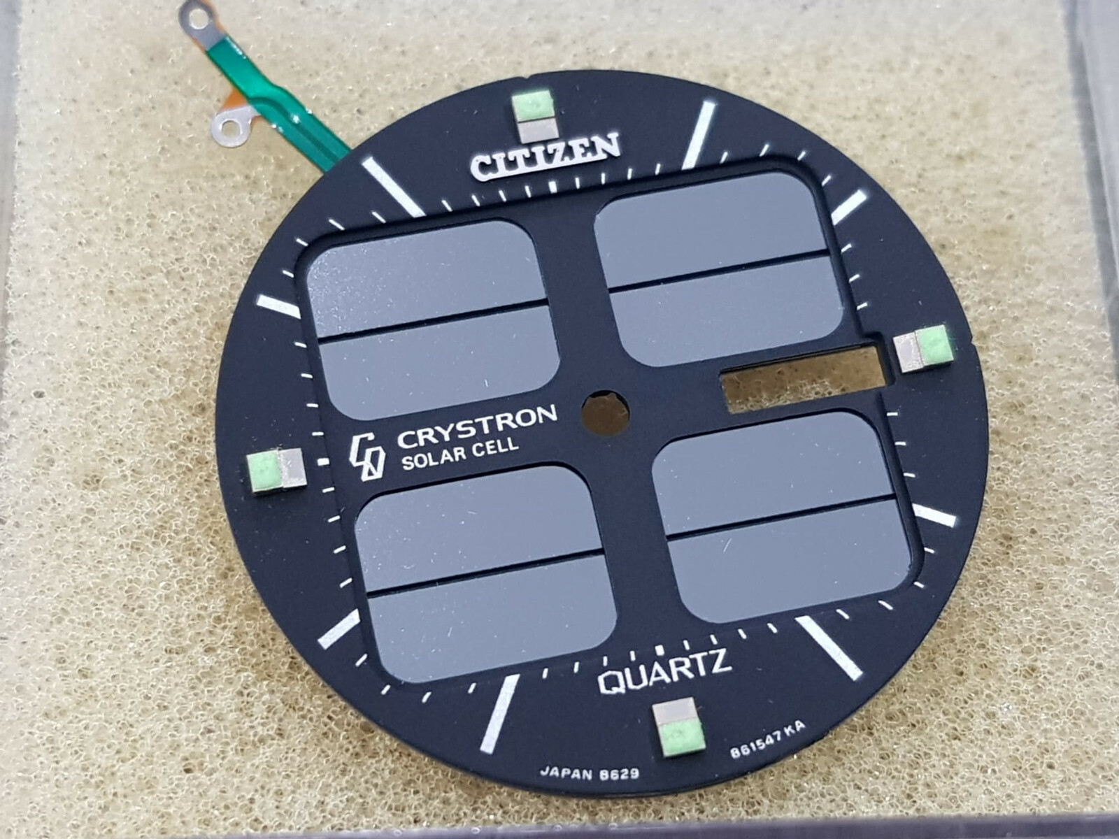 NOS Citizen Crystron Vintage Dial Cal. 8629 Solar CELL # 6-861547 WRISTWATCH