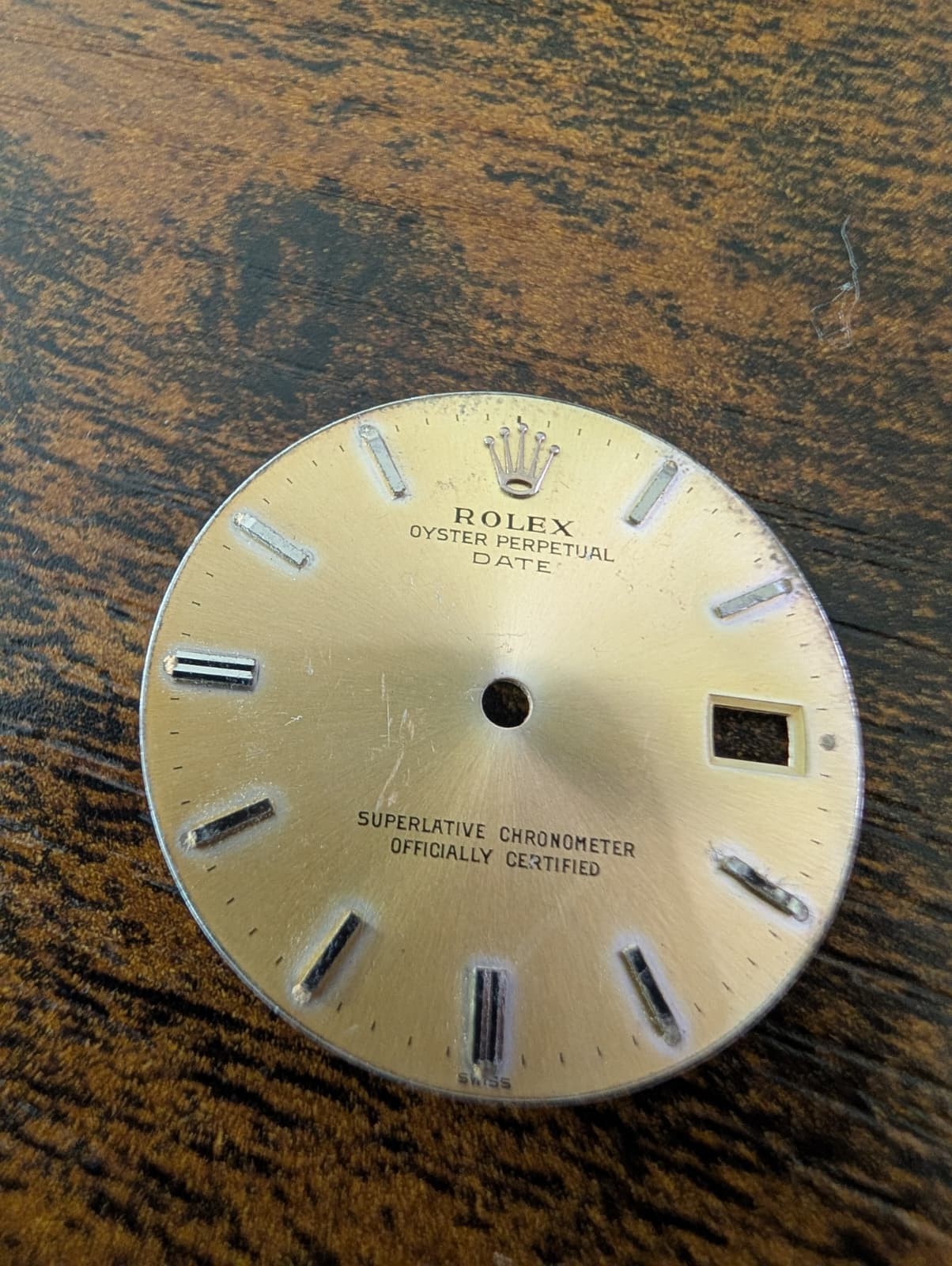 ROLEX OYSTER PERPETUAL DATE 1501 SILVER STICK DIAL – POOR CONDITION