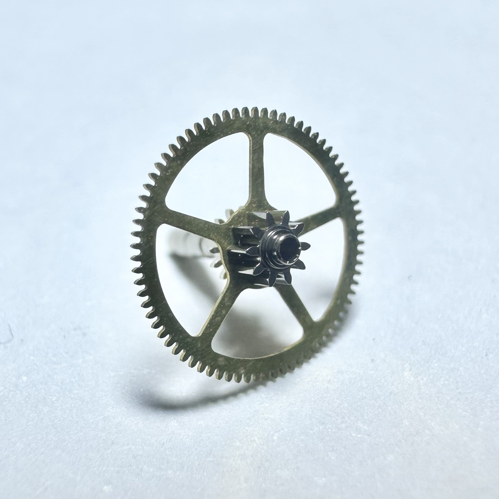 224 805 NOS CENTER WHEEL & PINION WITH CANNON PINION FOR SEIKO 4006 BELLMATIC