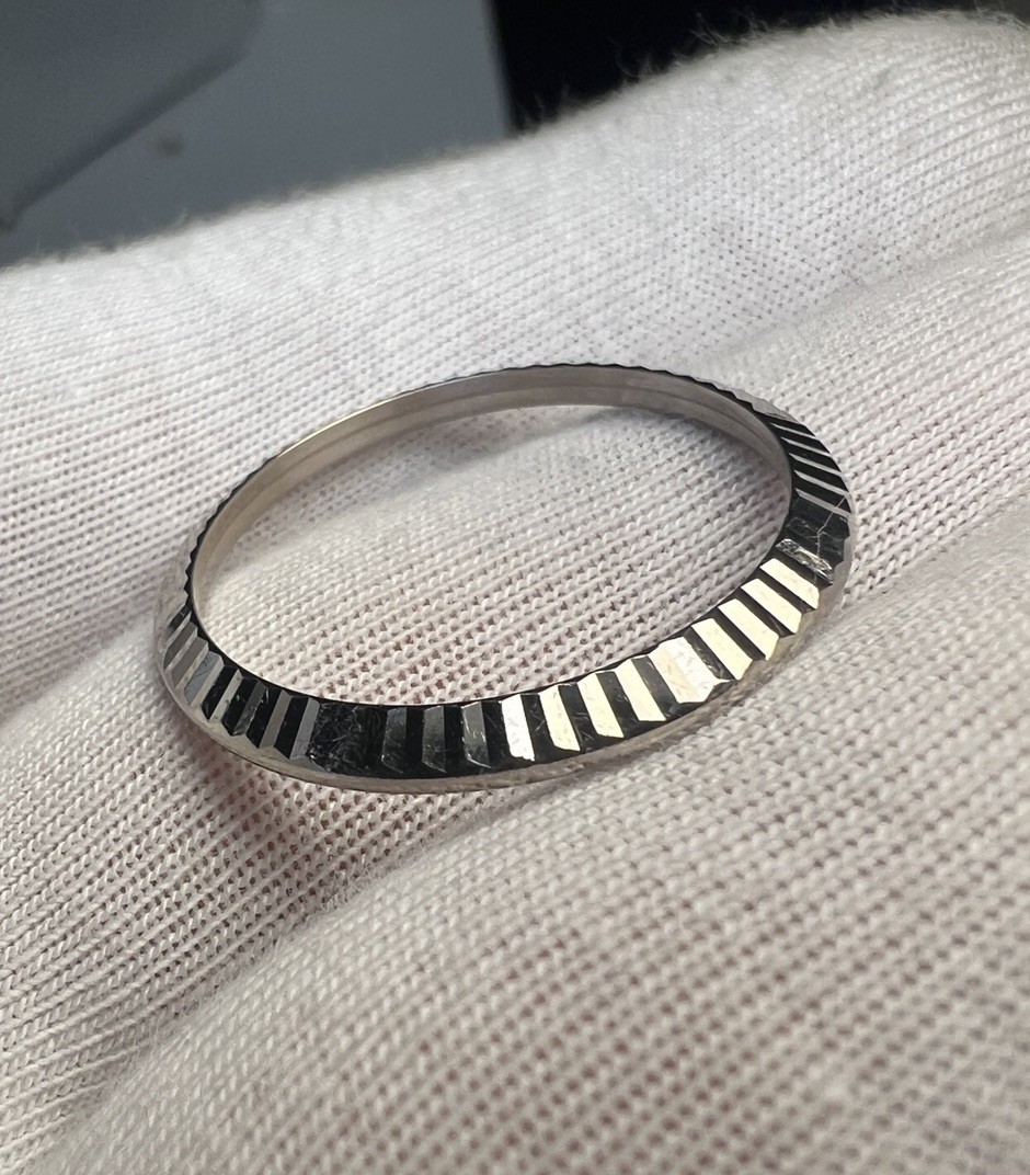 Rolex Lady Datejust 26mm 18K White Gold Engine Turned Bezel Vintage