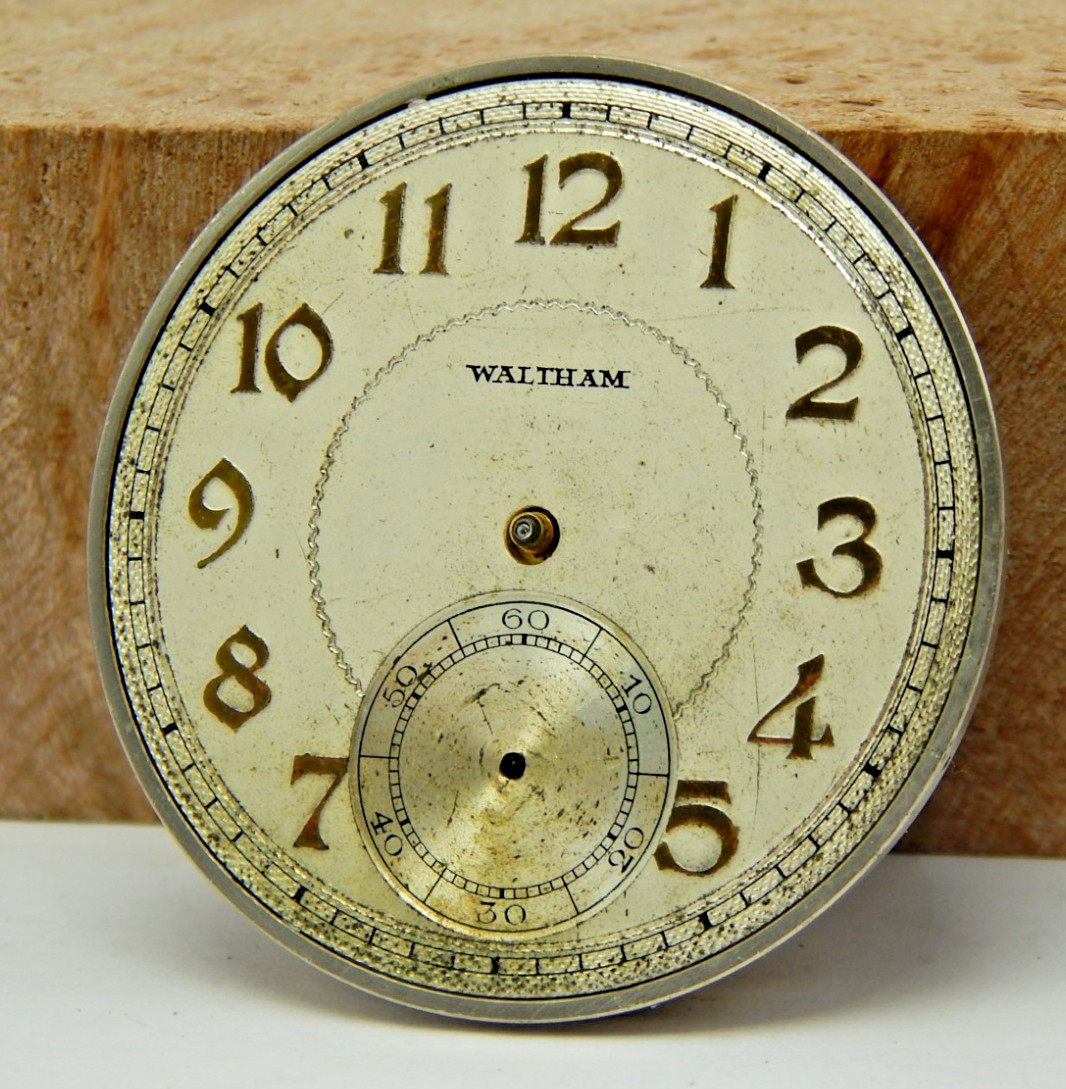 Antique 1929 Waltham 225 17 jewel 12s open face pocket watch movement with dial