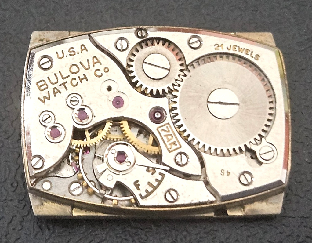 BULOVA 7AK 21J Watch Movement lot825