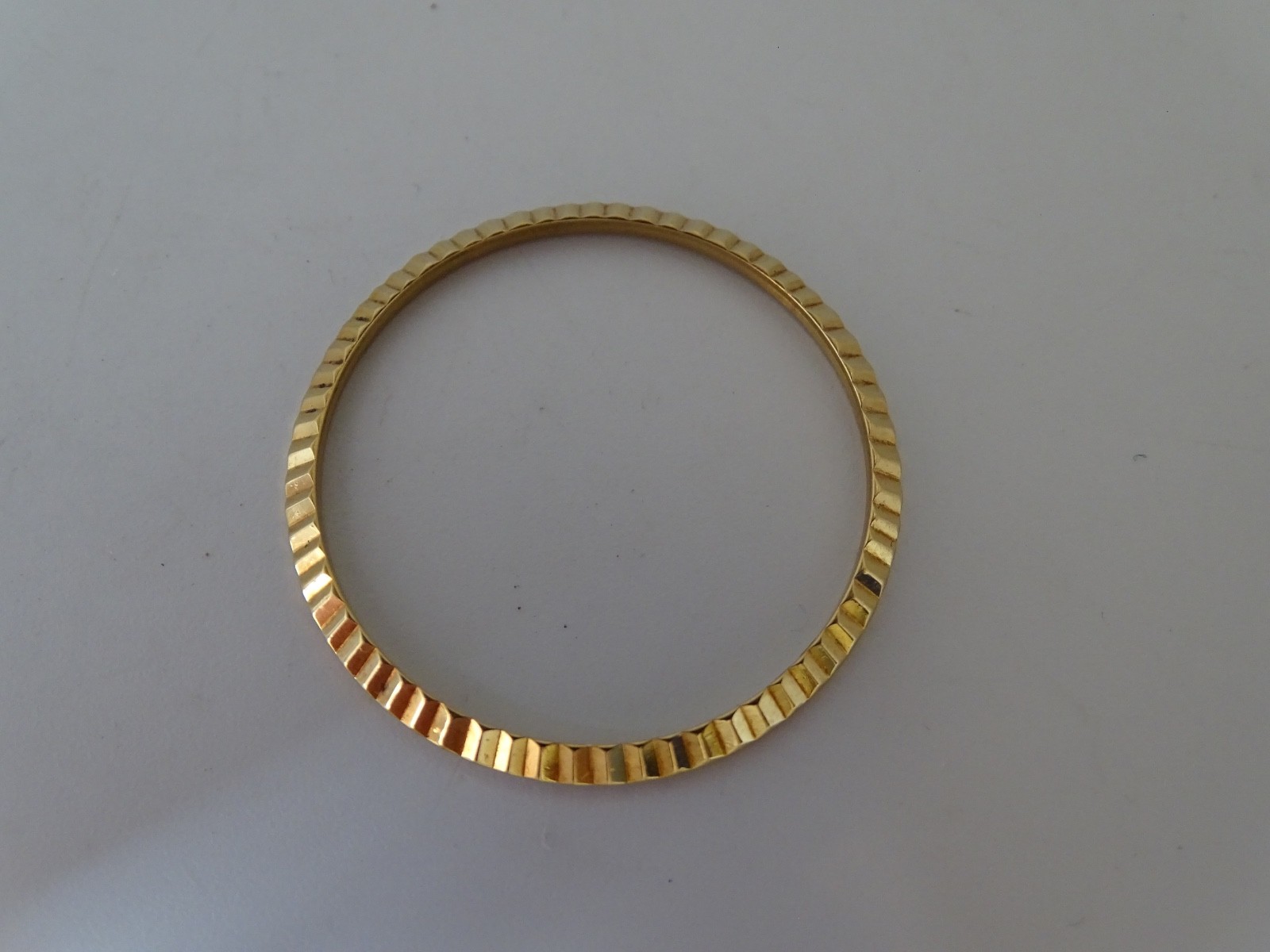 Rolex Ladies Fluted Bezel 33.3mm 18k Solid Gold Original