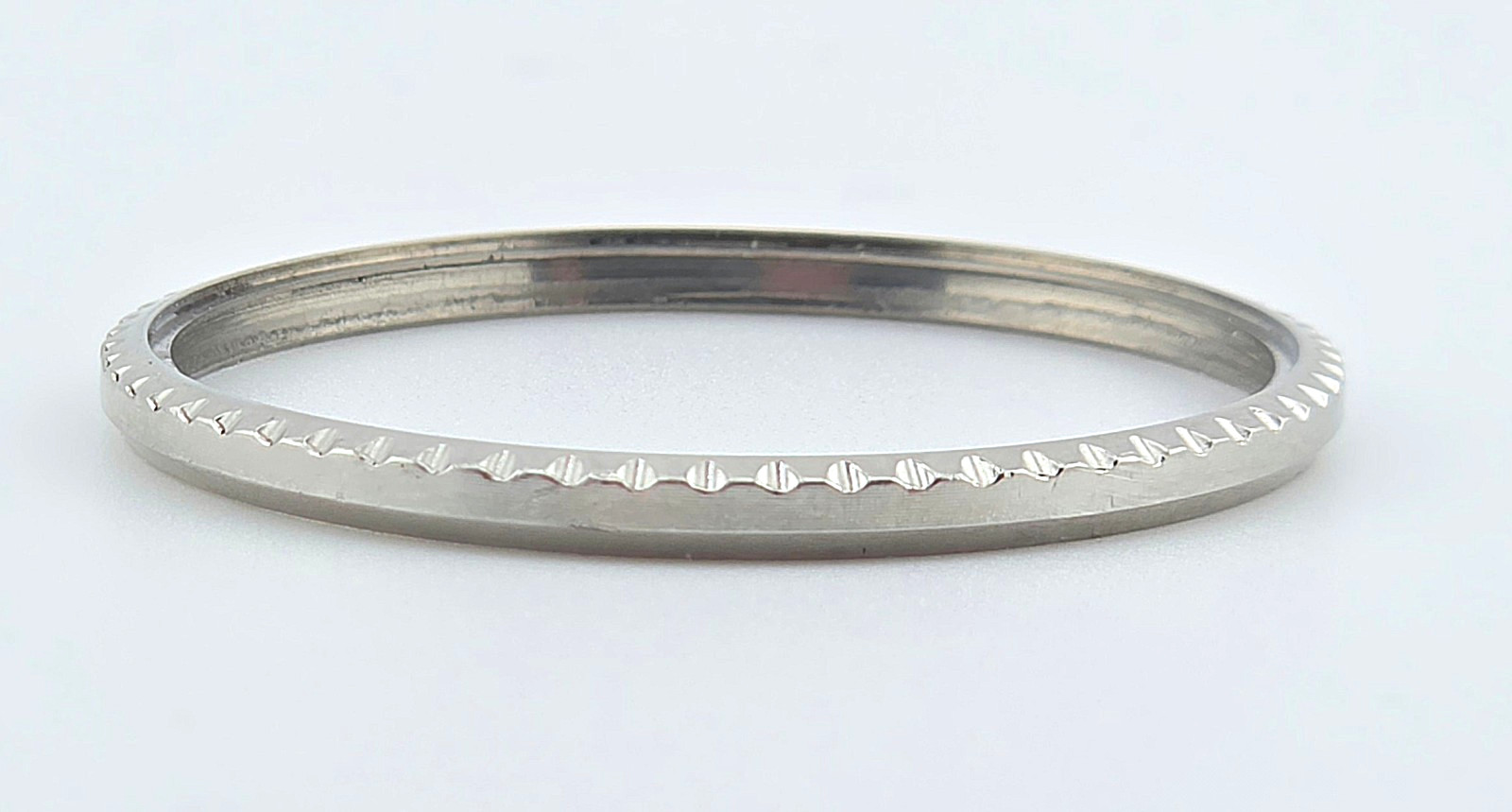 Genuine Rolex Sea Dweller 1665 Bezel with Crystal Retaining Ring