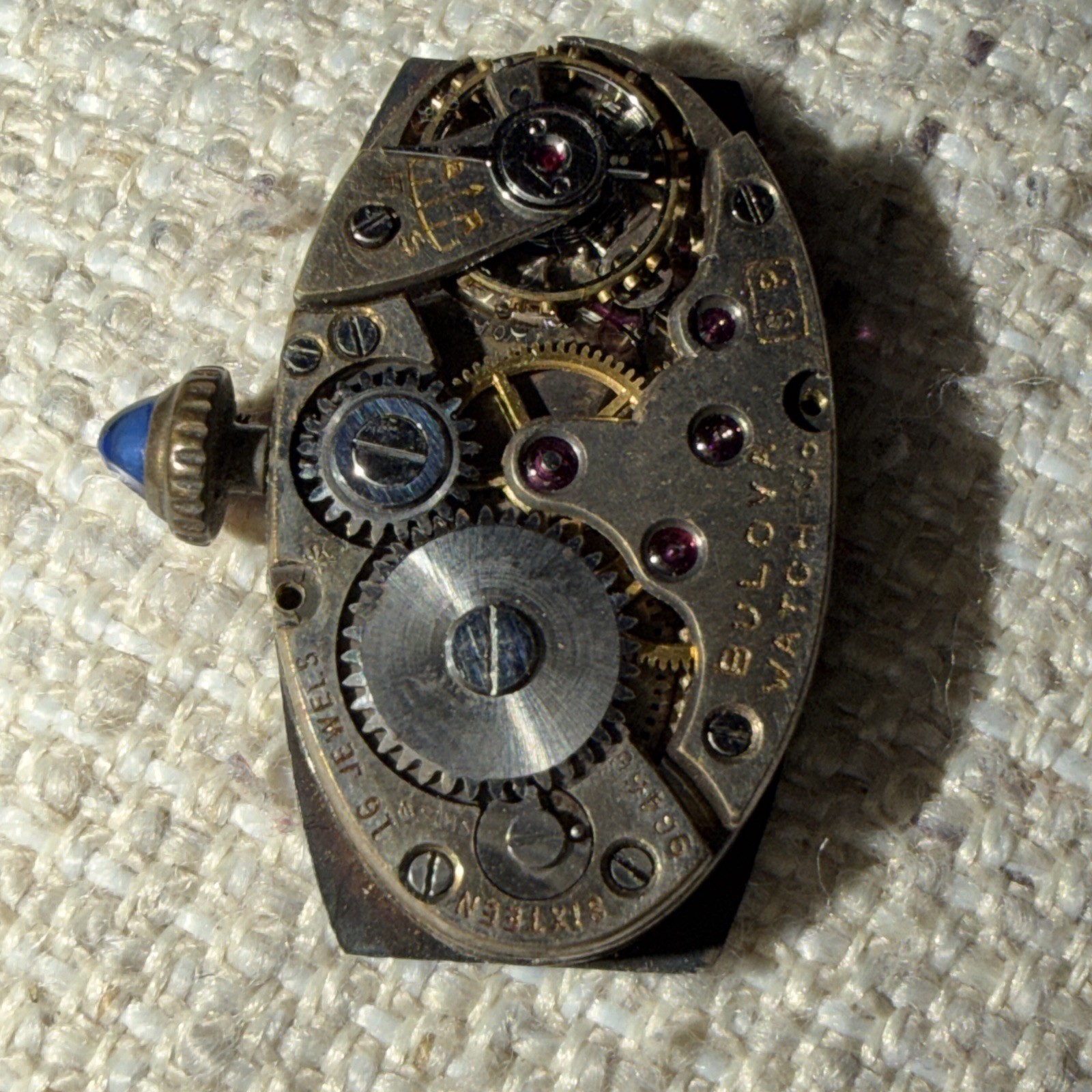 Vintage Bulova Watch Wind Up Movement FOR PARTS ONLY Collectible 9G466 16 Jewels