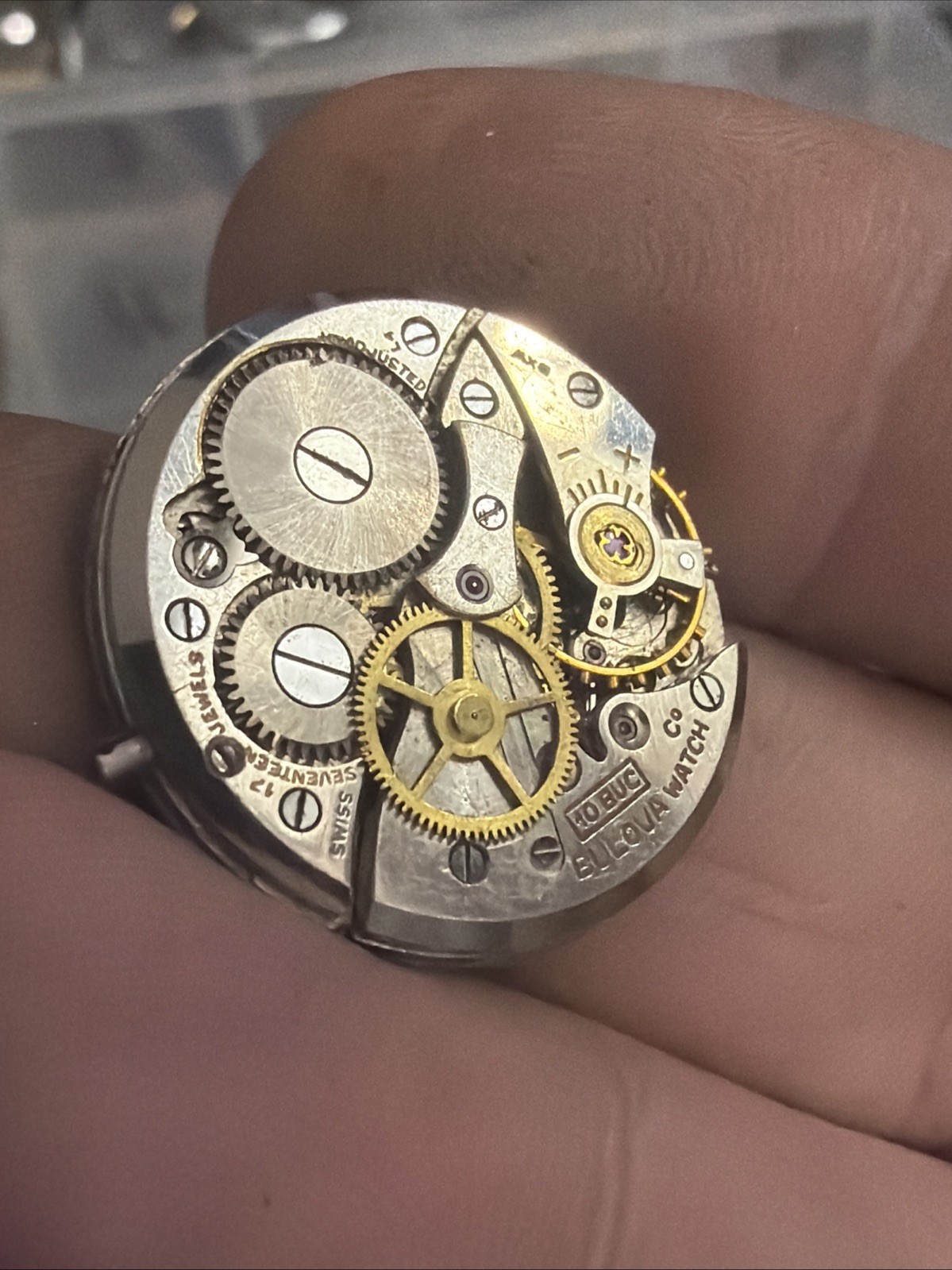 Vintage 1950’s Bulova 17 jewel 10BUC wrist watch movement good balance J10