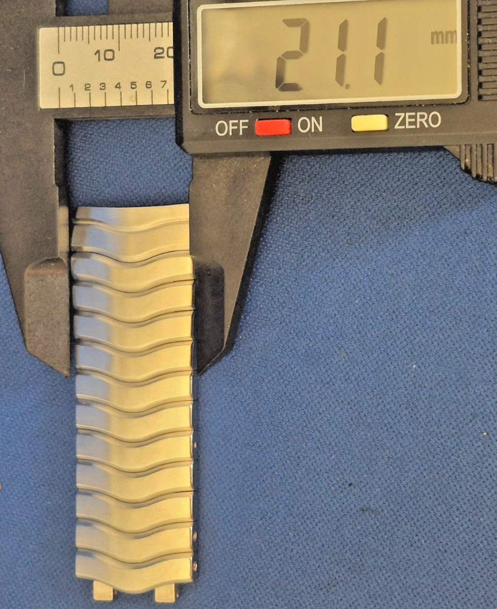EBEL Classic Wave 11 Link Steel Segment & End piece band found on 21mm lug cases
