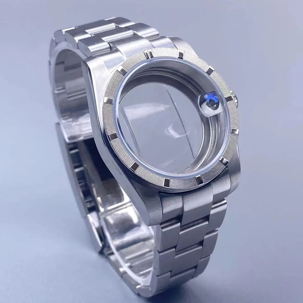 High-Quality NH35 Case 36Mm Engine Turned BEZEL Stainless Steel for AK Parts Rep